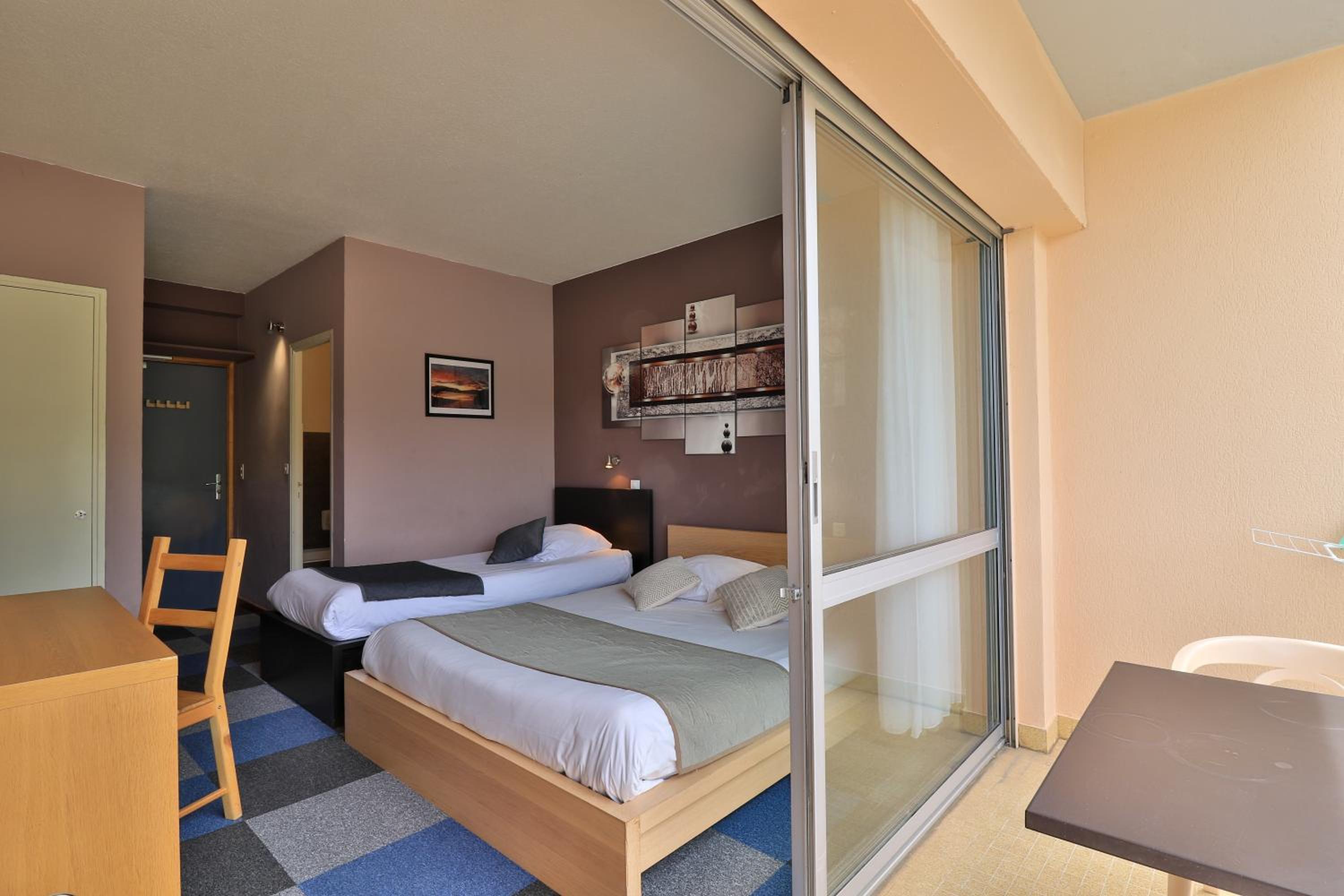 Triple Room - Photo 1