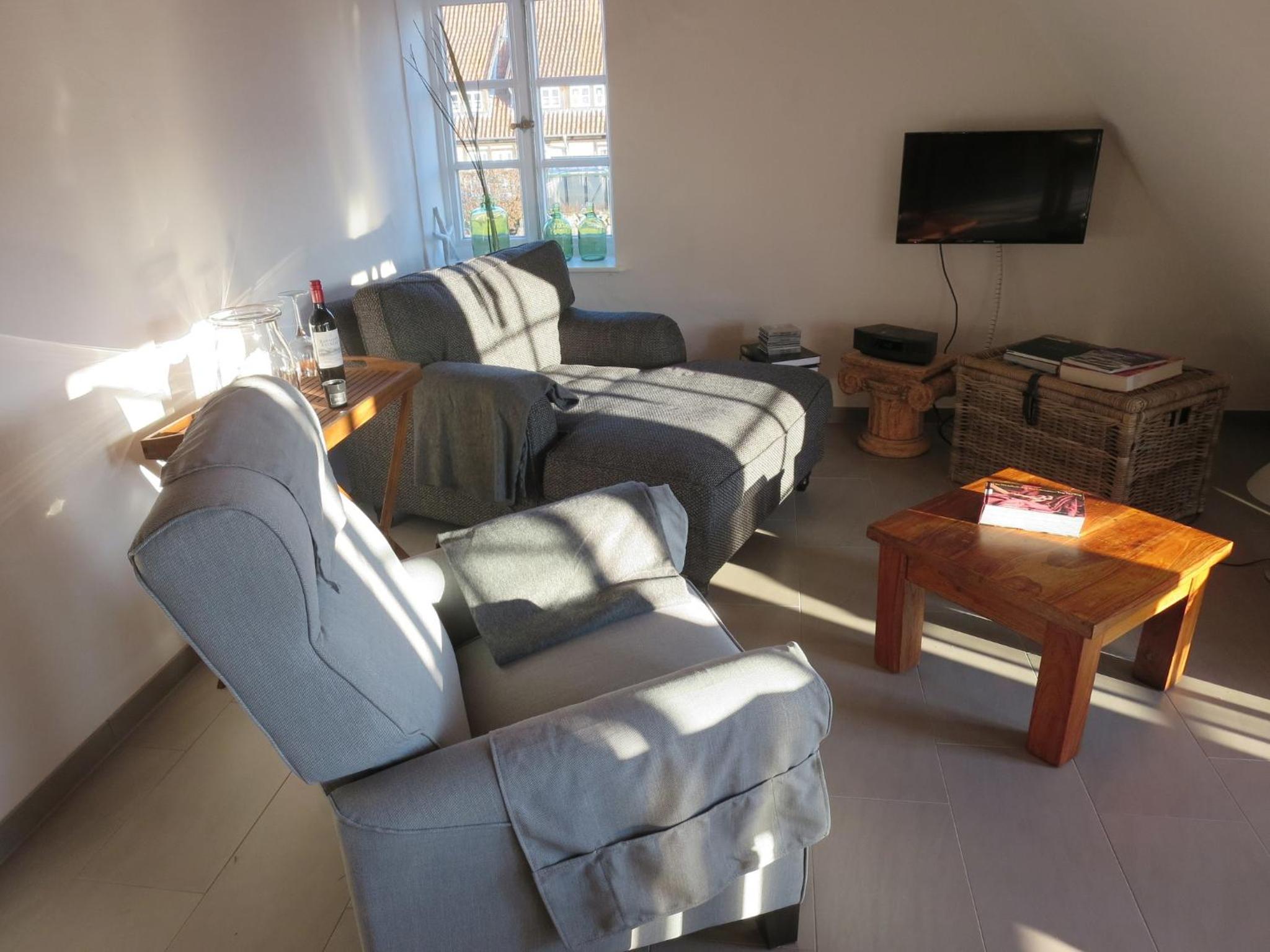Apartment photo 1