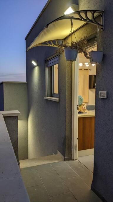 One-Bedroom House photo 2