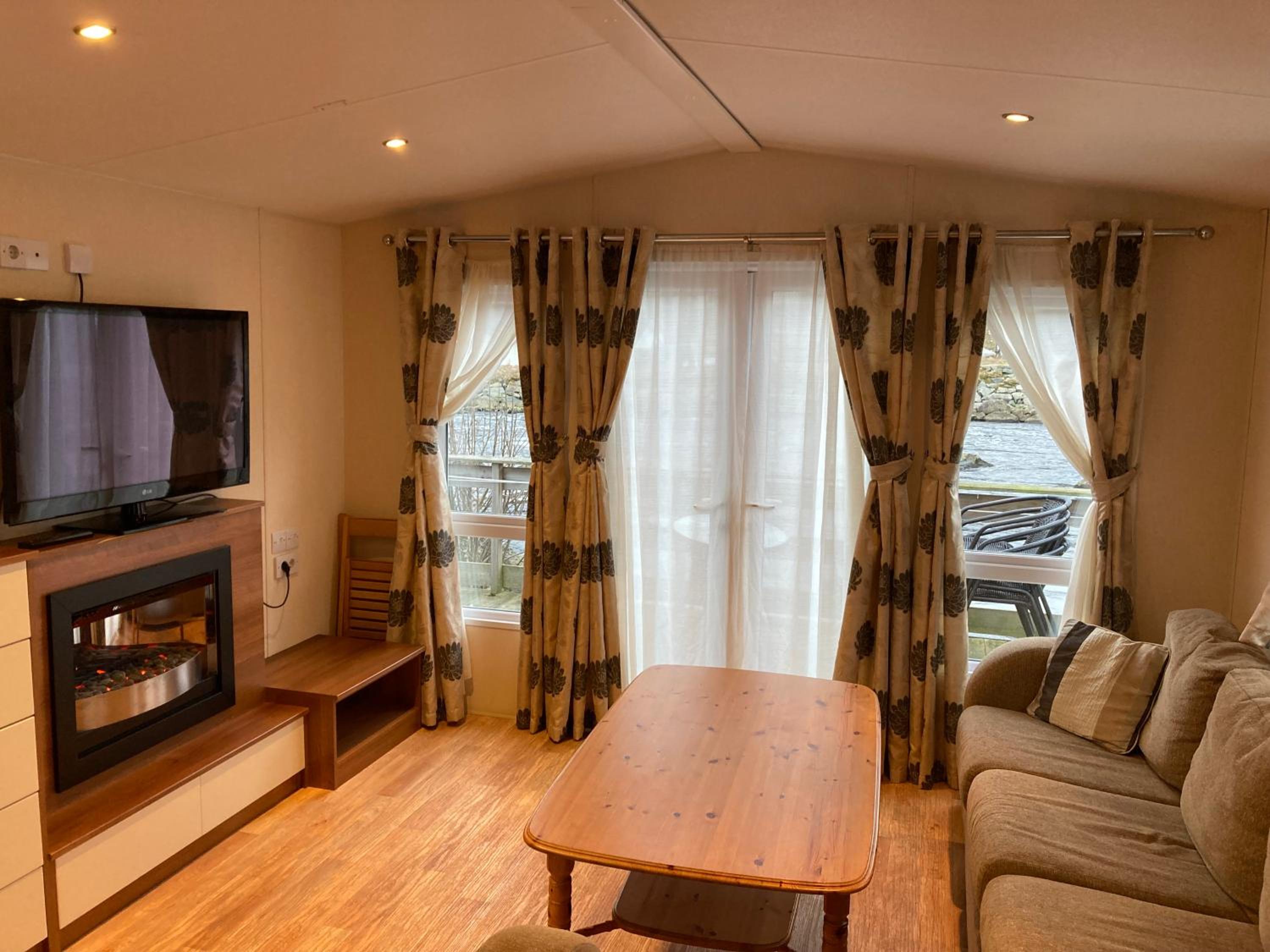 Three-Bedroom Cottage photo 1