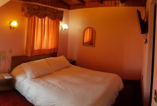 Double Room with Private Bathroom photo 2