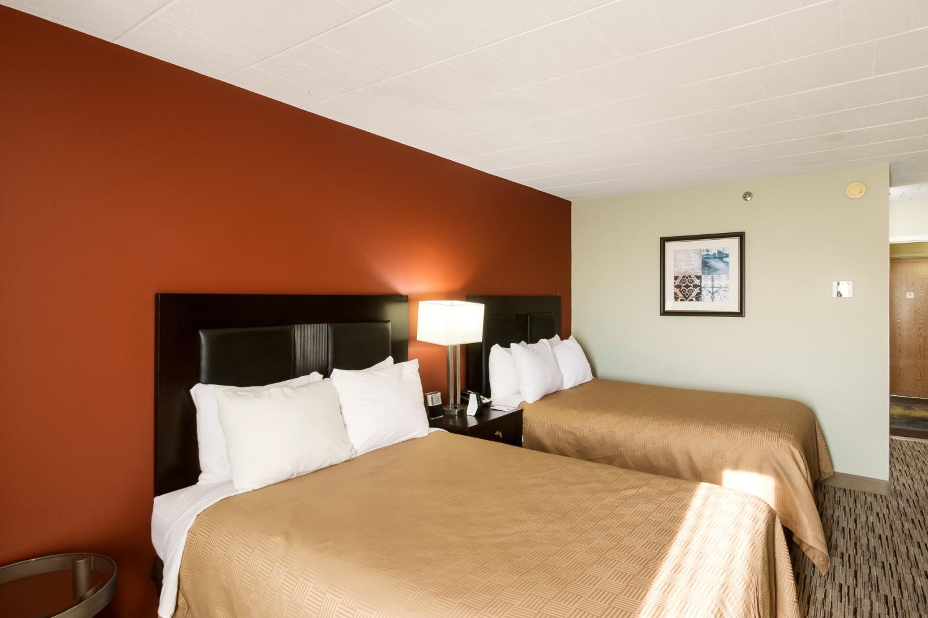 Double Room with Two Double Beds - Photo 4