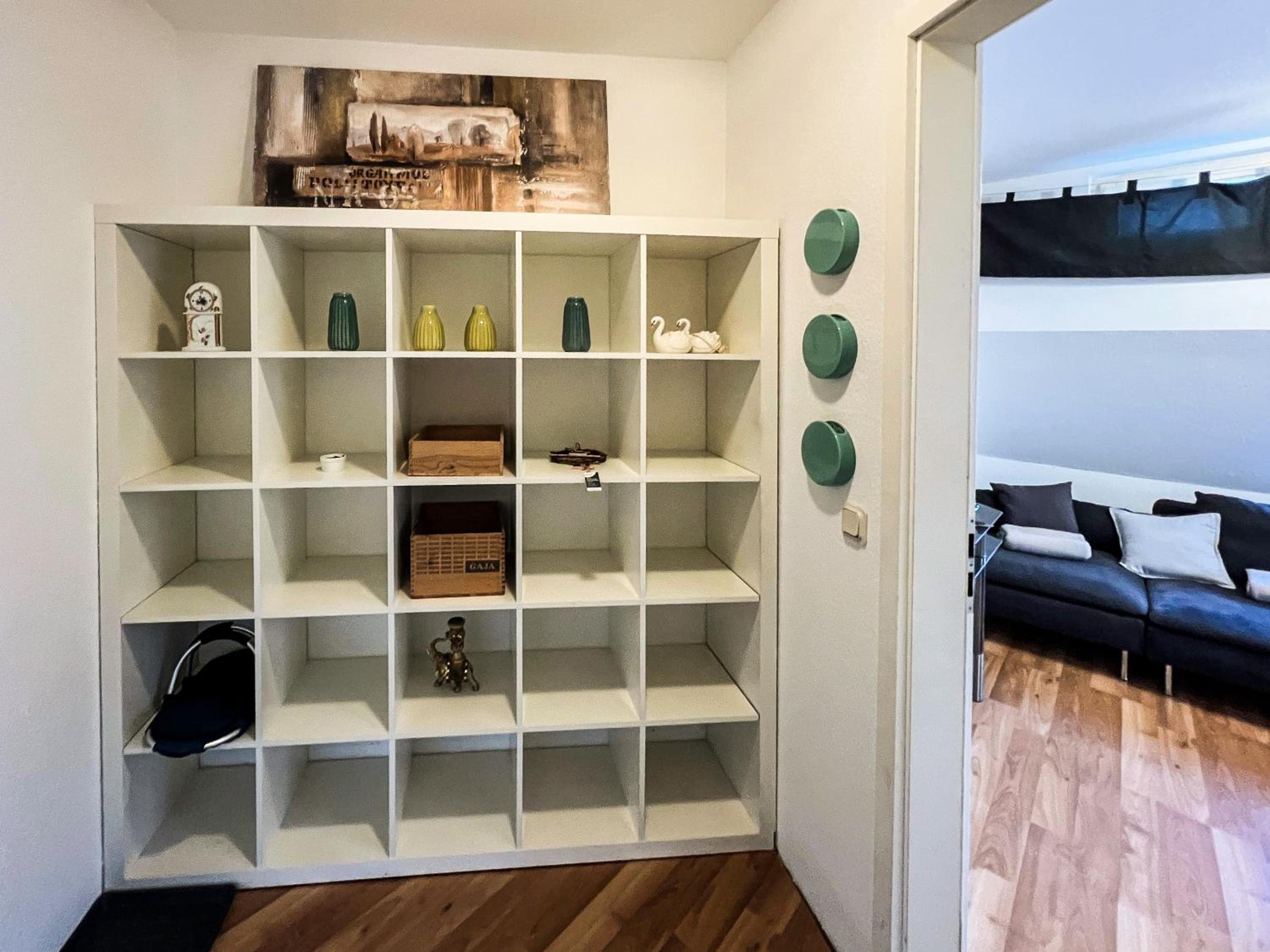 One-Bedroom Apartment - Photo 11