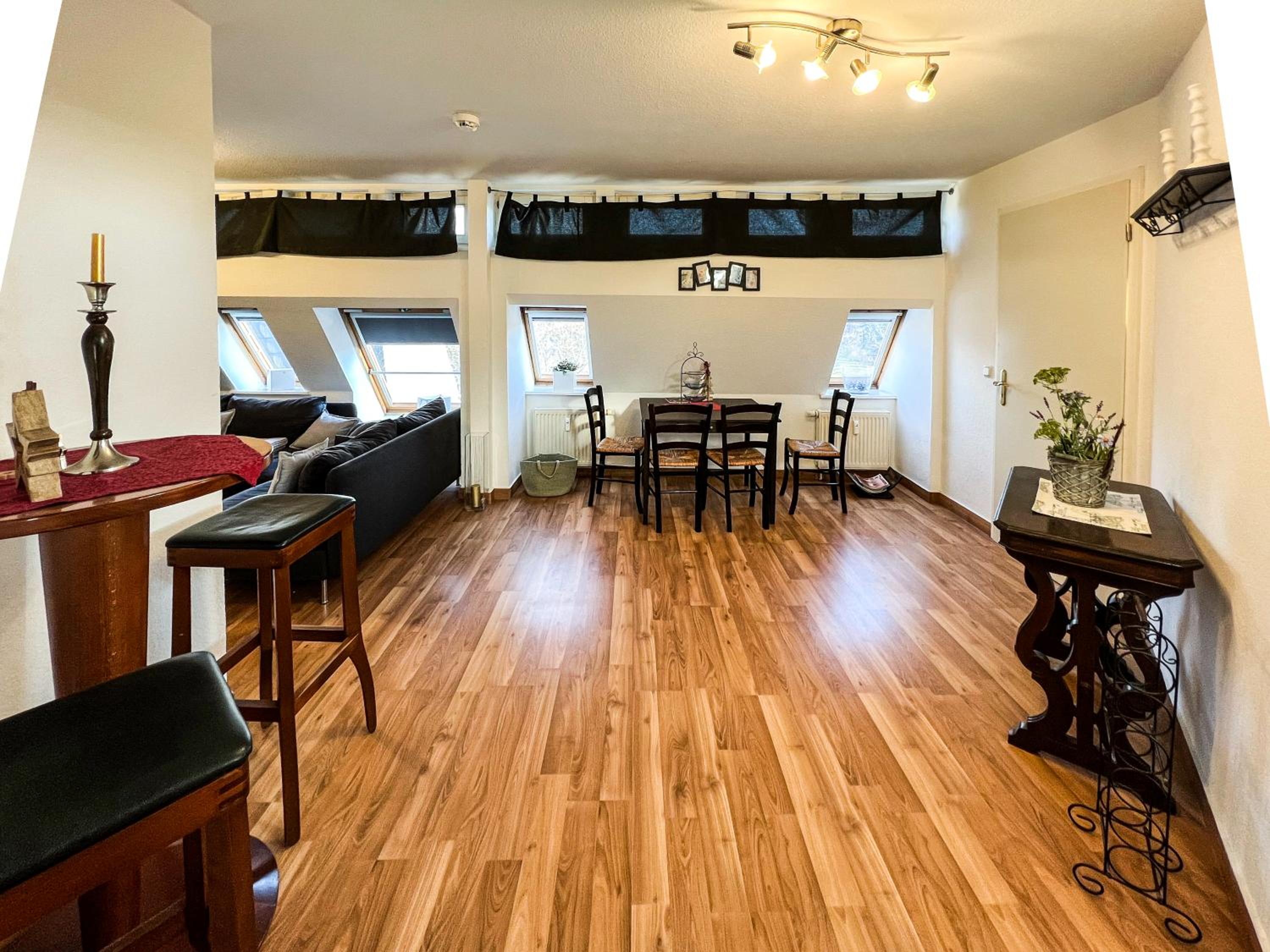 One-Bedroom Apartment - Photo 13