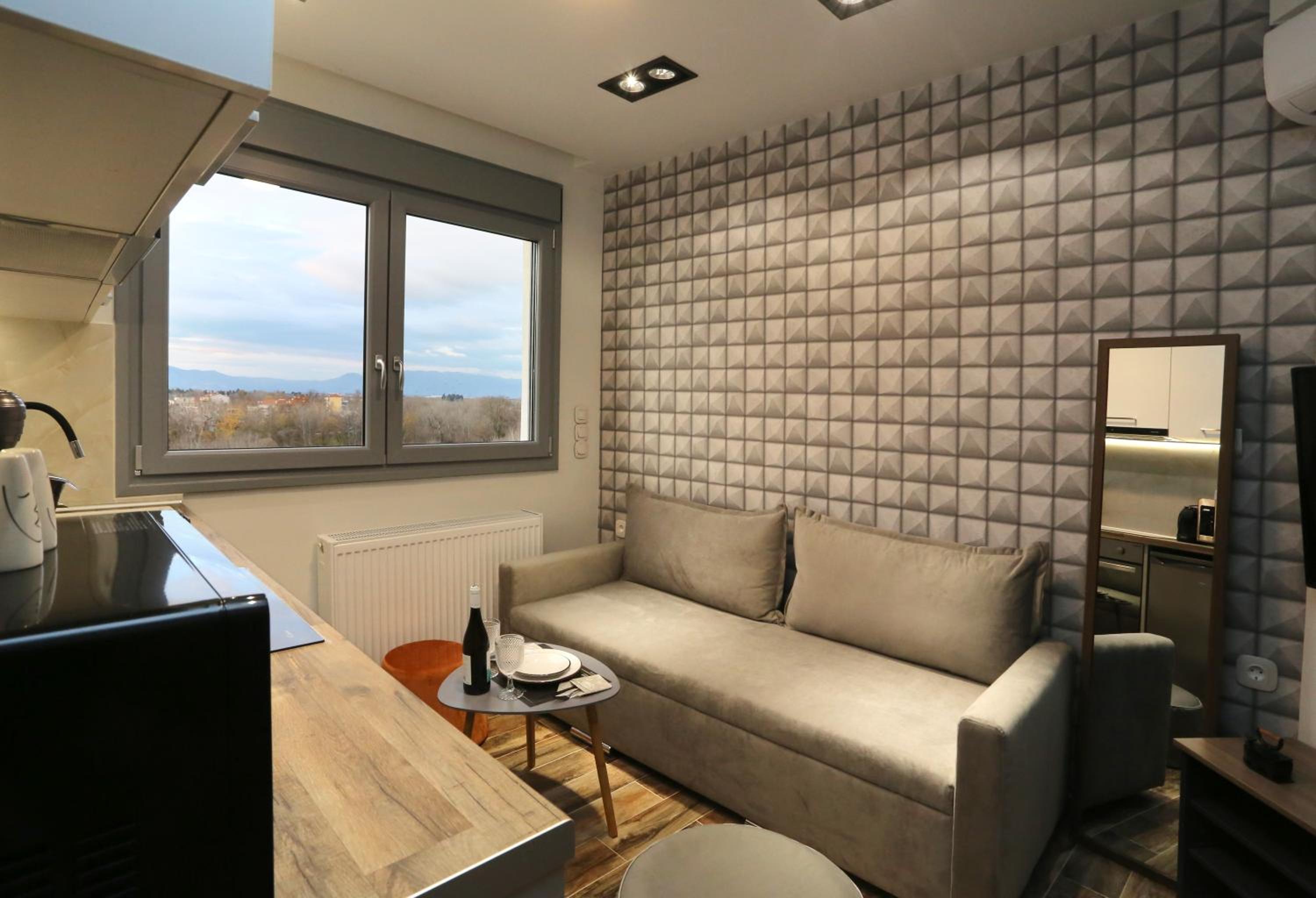 Deluxe Studio - Photo 17