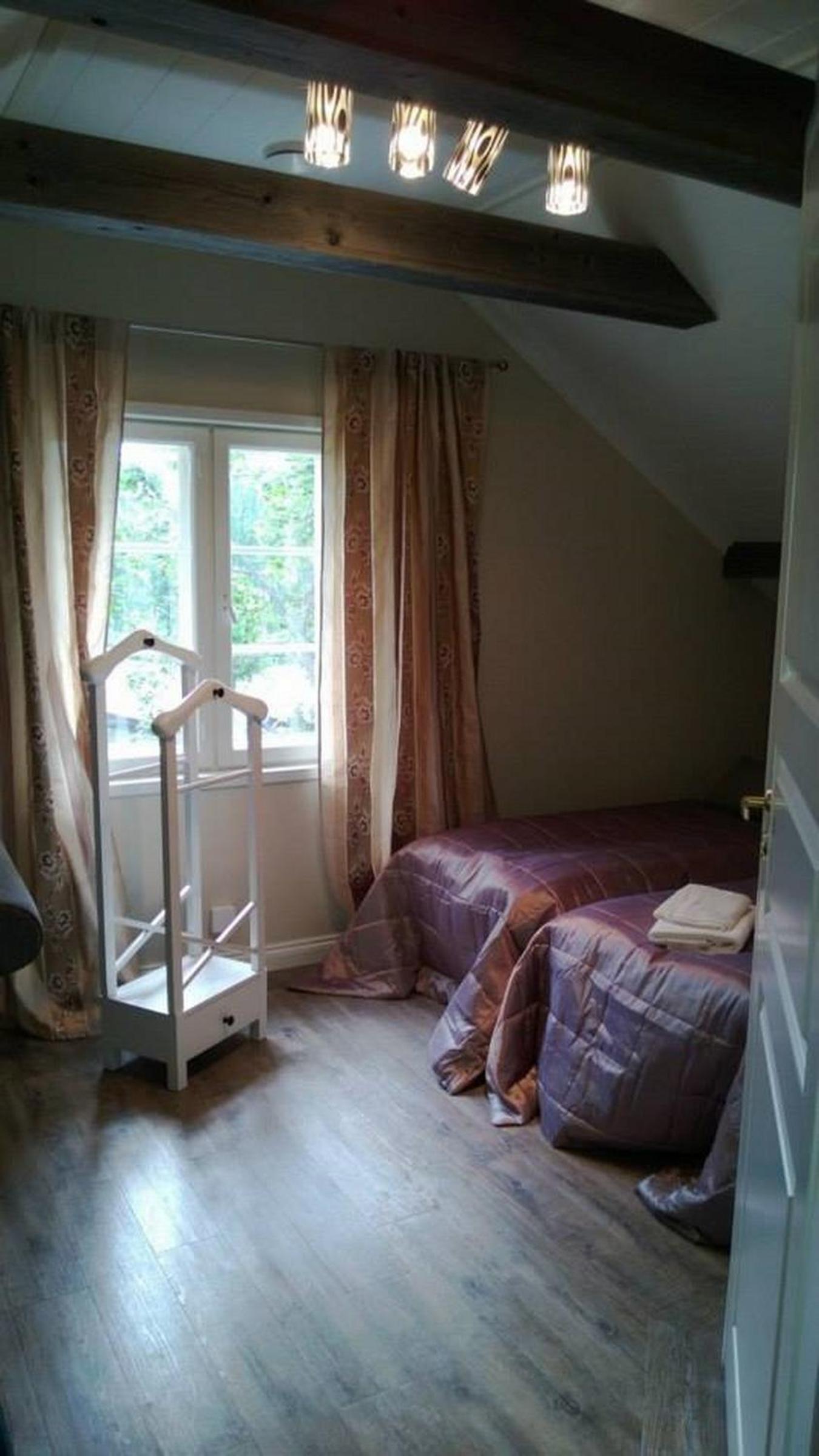 Deluxe Double Room with Extra Bed - Photo 1