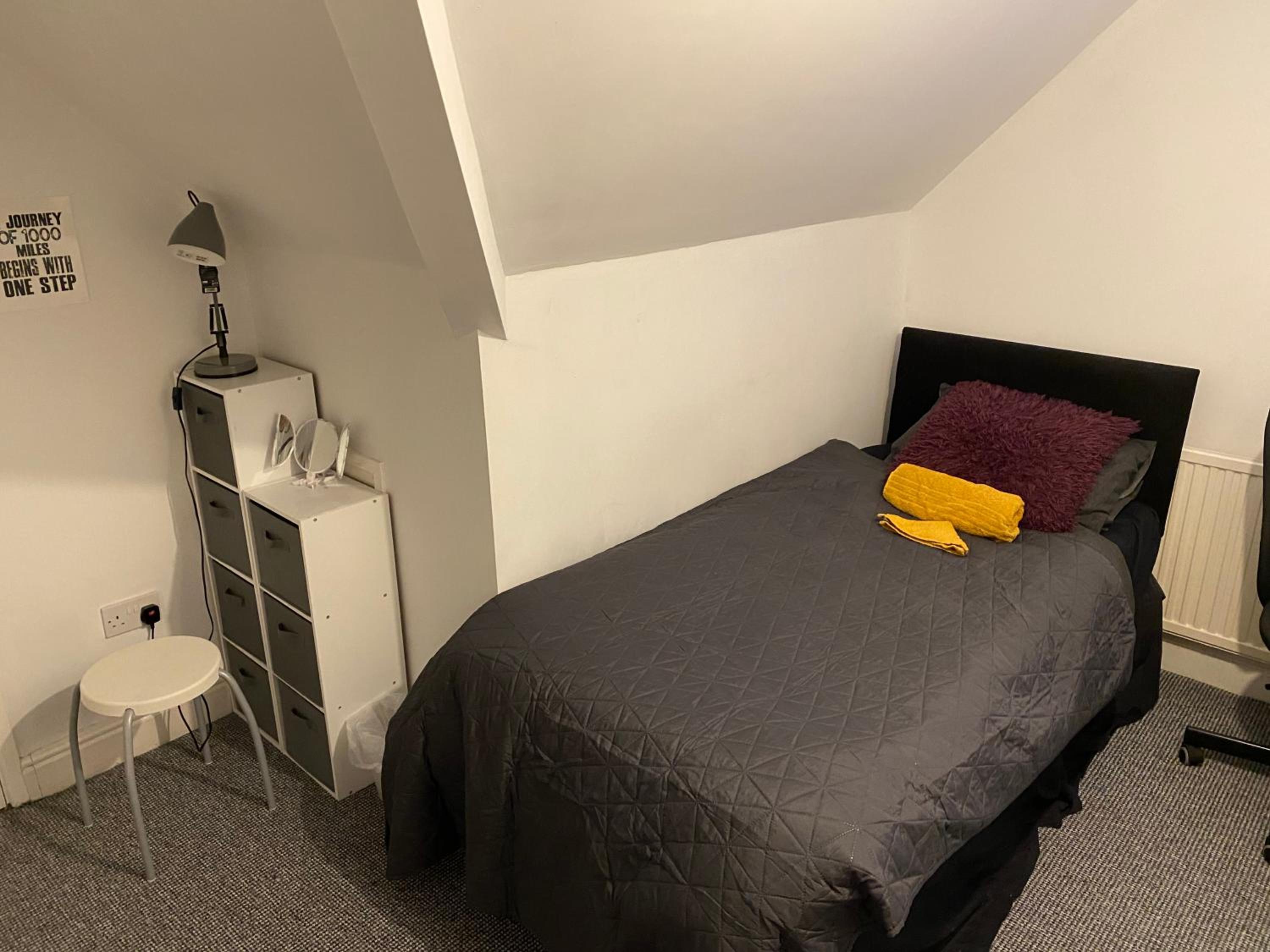 Small Single Room