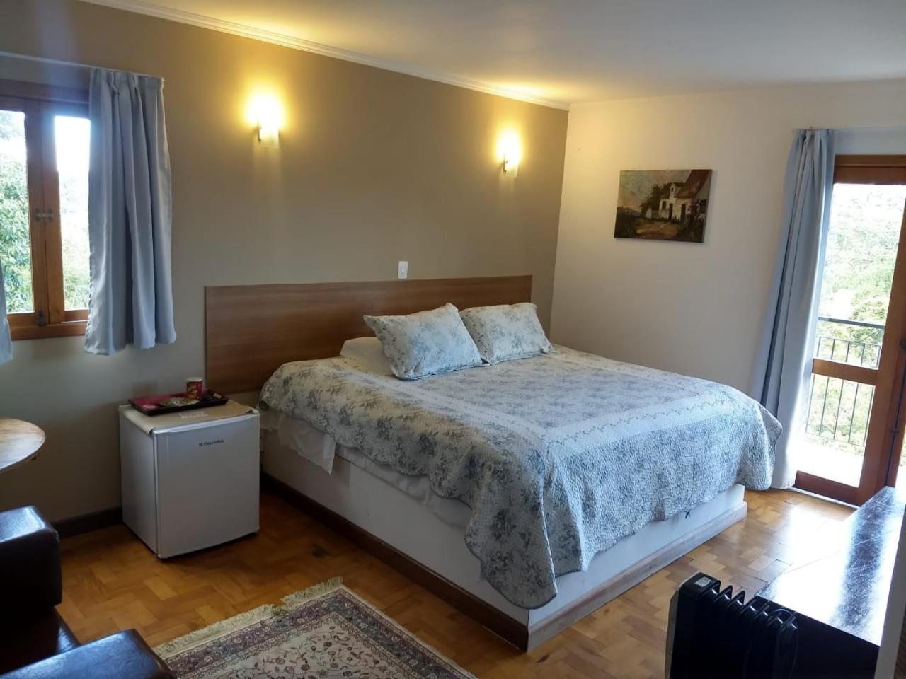 Superior Double Room with Balcony and Bath photo 1
