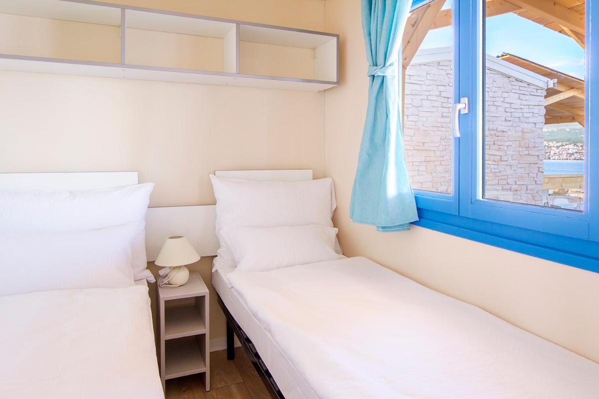 Two-Bedroom Mobile Home with Terrace