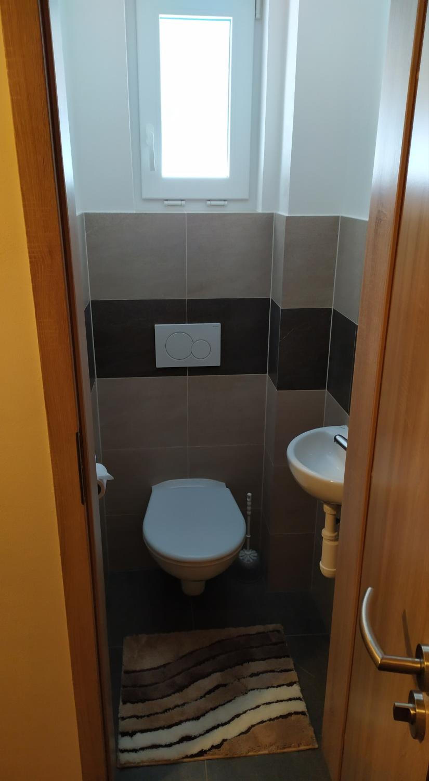Apartment - Ground Floor photo 2