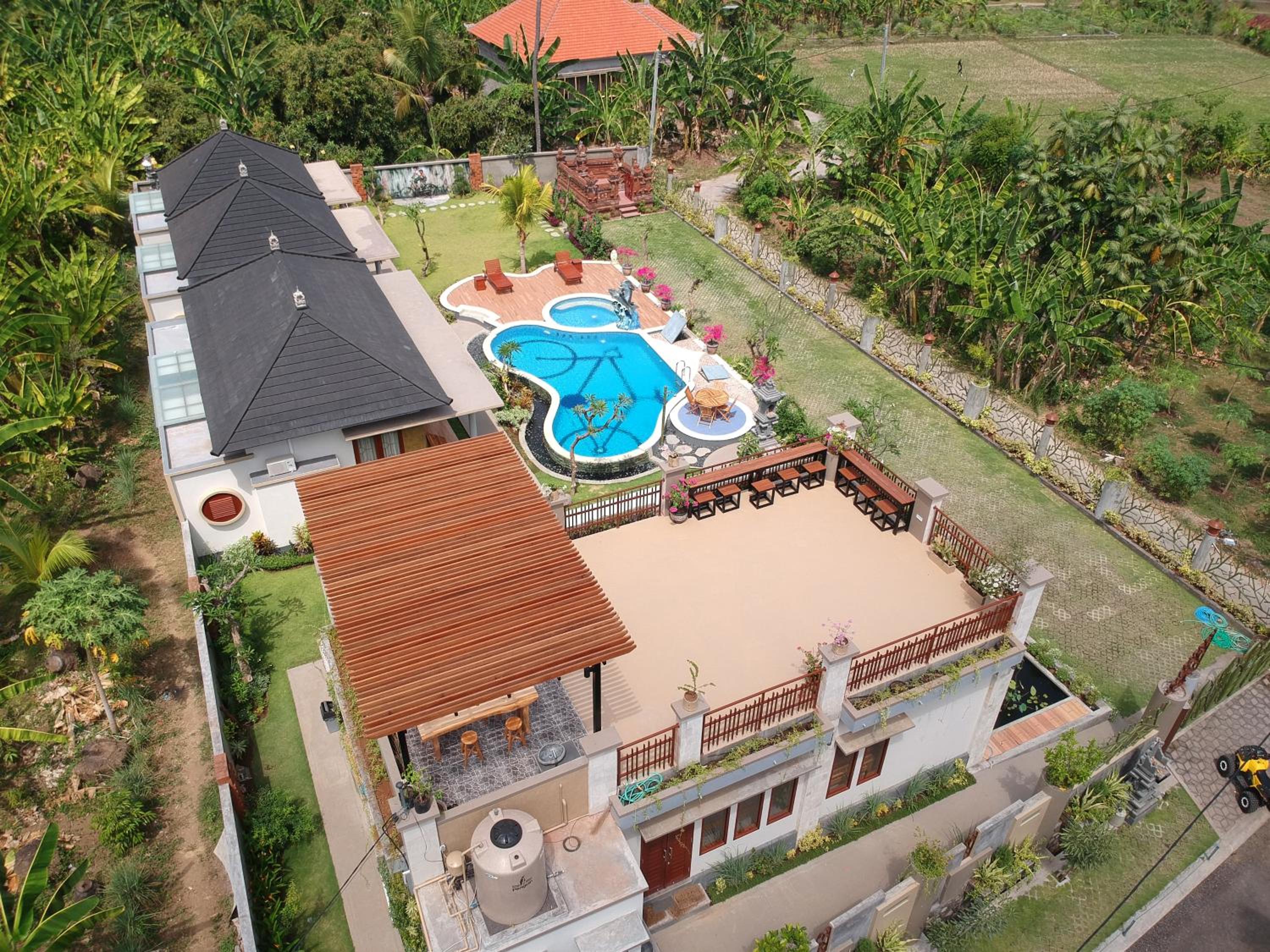 Villa with Garden View - Photo 2