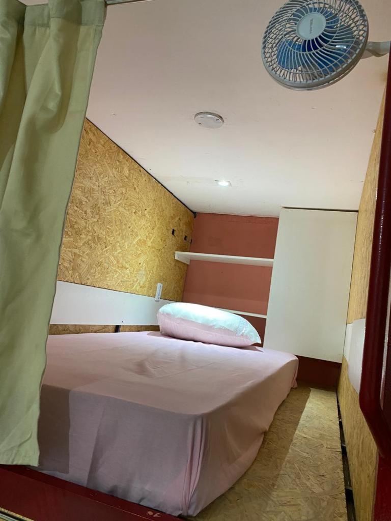 Bed in 6-Bed Female Dormitory Room photo 3