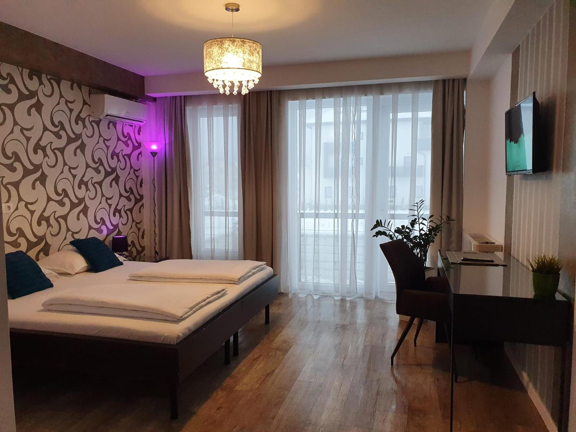 Double Room with Balcony photo 3