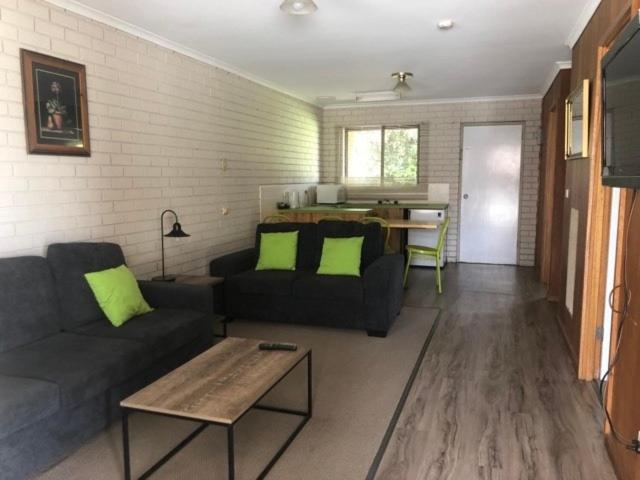 Two-Bedroom Suite photo 2