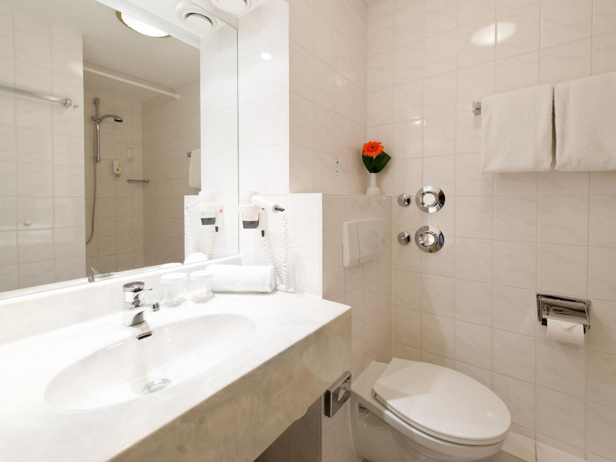 Business Double Room - Photo 3