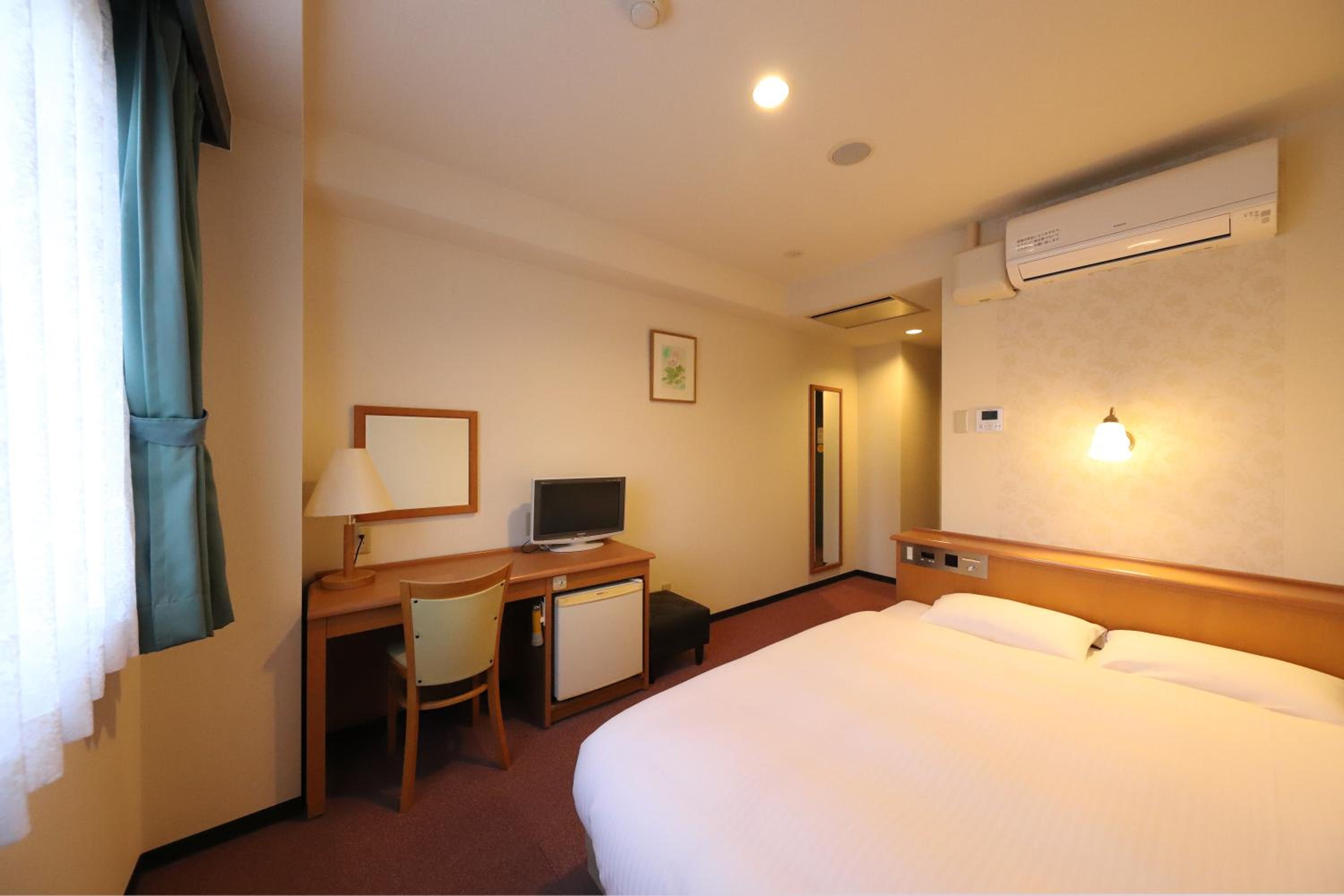 Double Room - Smoking - Photo 1