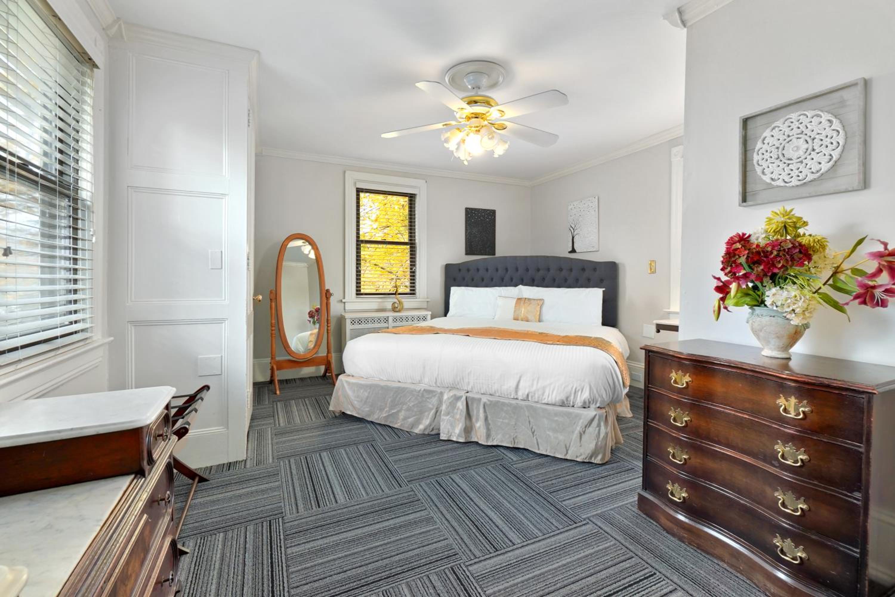 Deluxe Suite photo 3