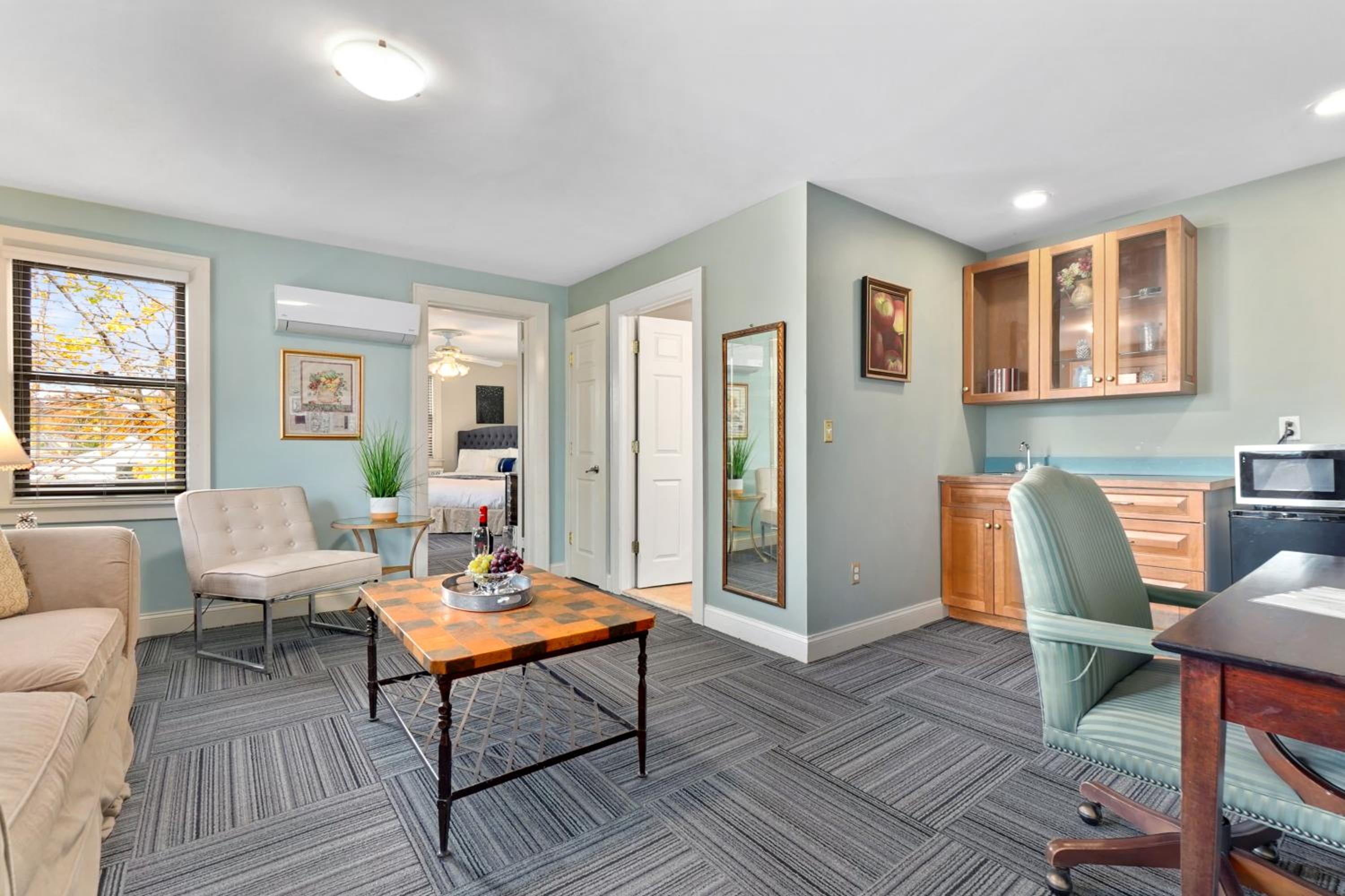 Deluxe Suite photo 1