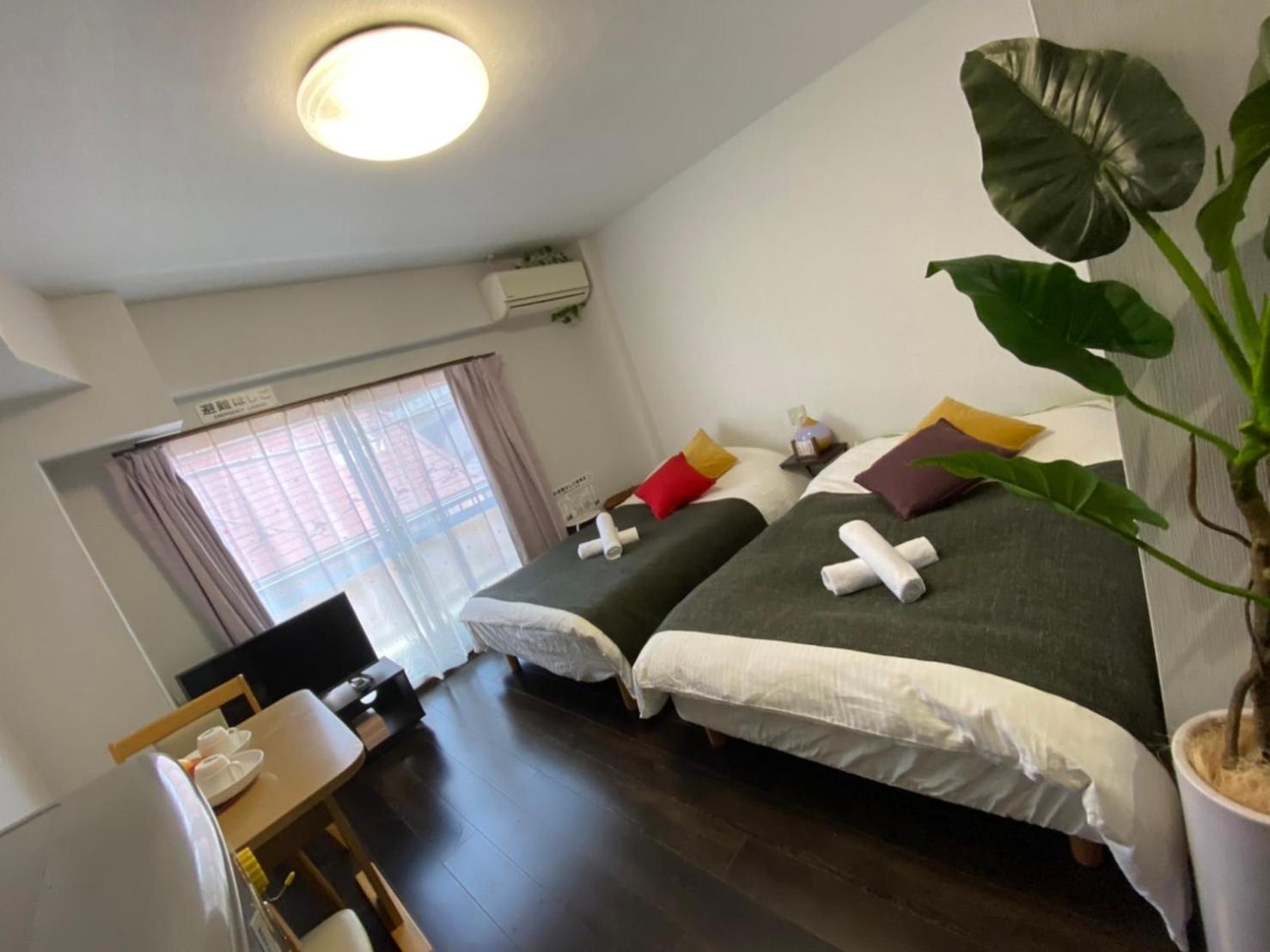 One-Bedroom Apartment photo 1