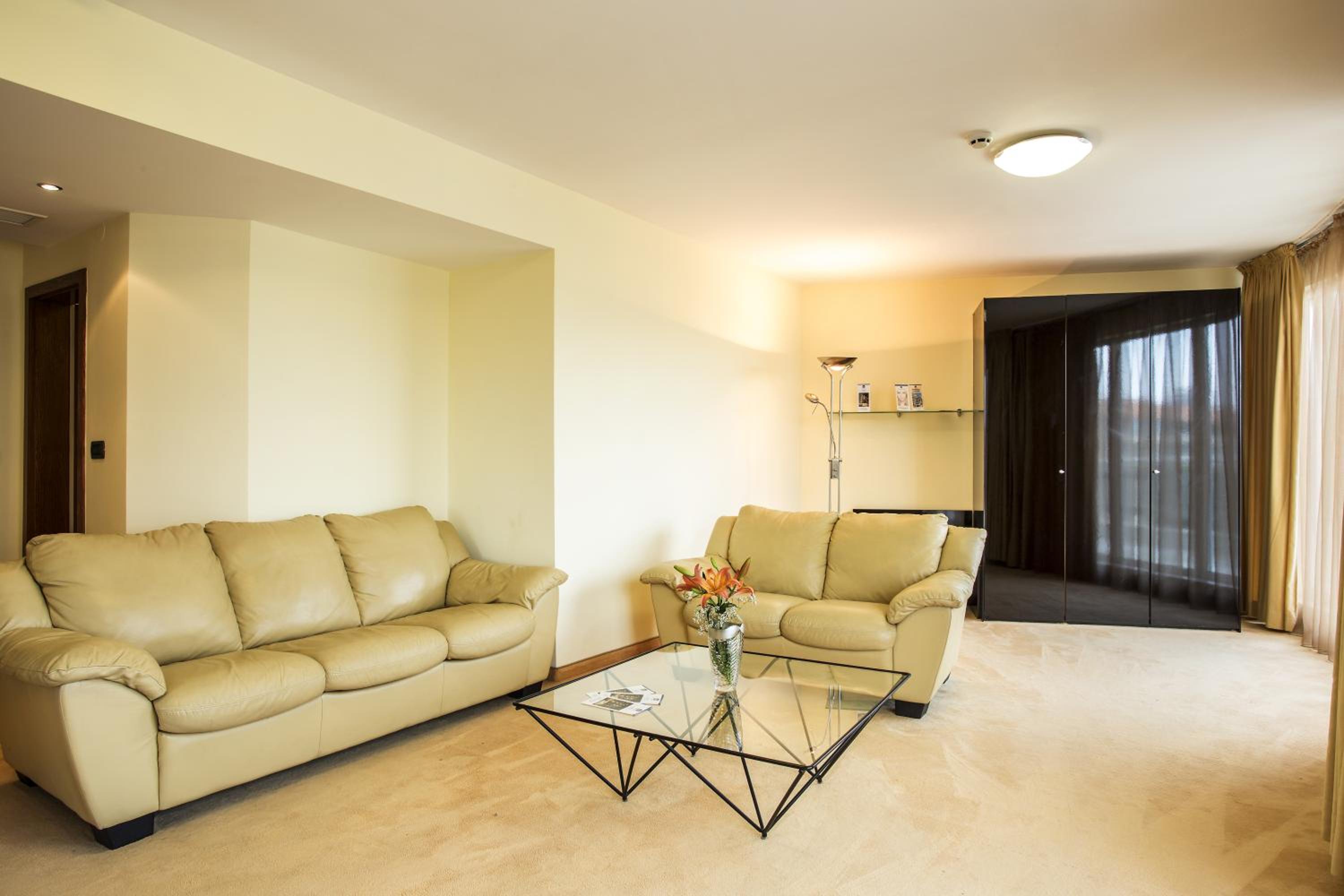 Suite with Free Underground Parking