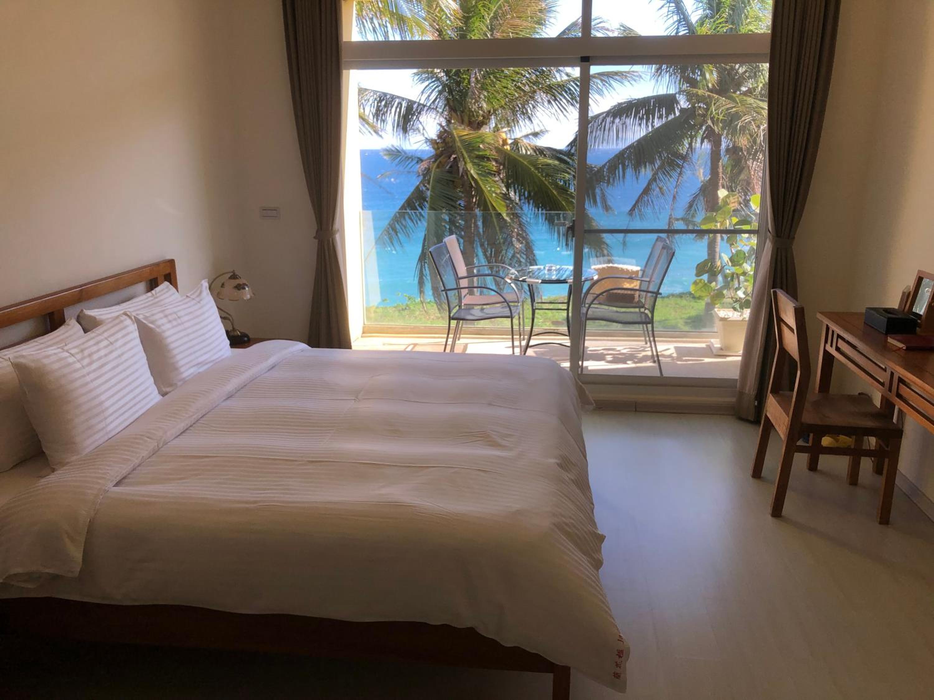 Quadruple Room with Balcony photo 2