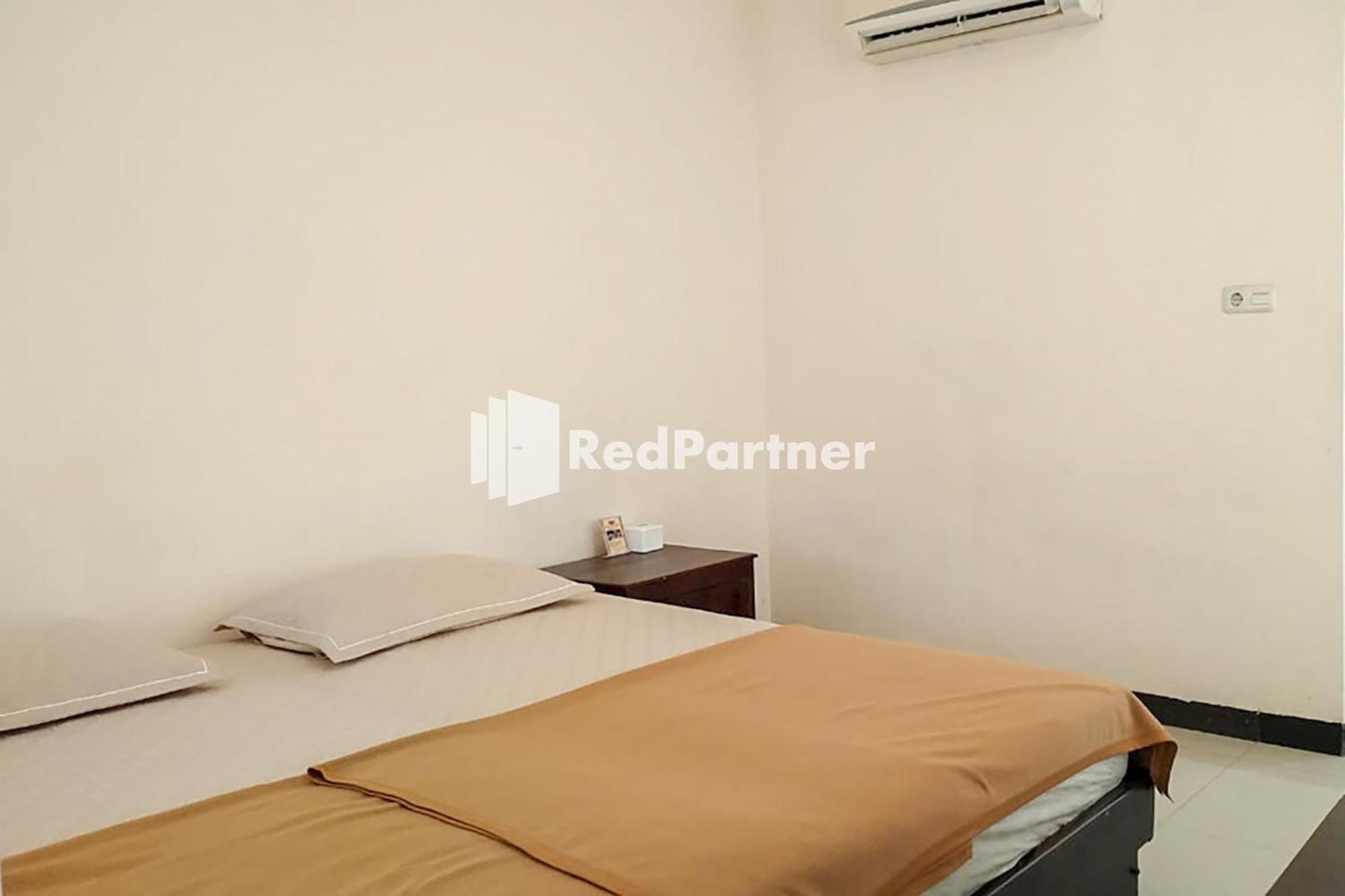 Economy Double Room photo 1