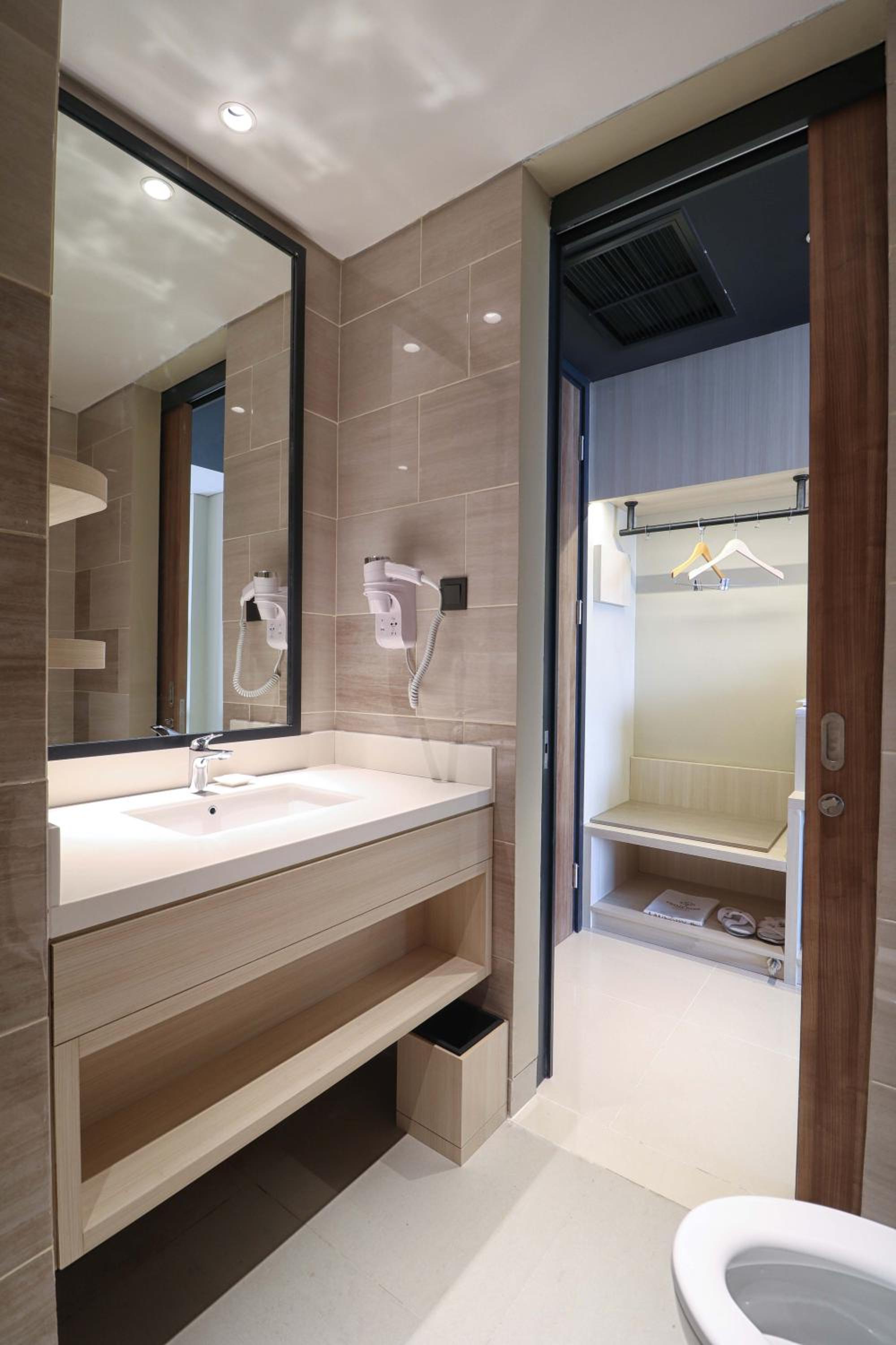 Deluxe Triple Room - Photo 3
