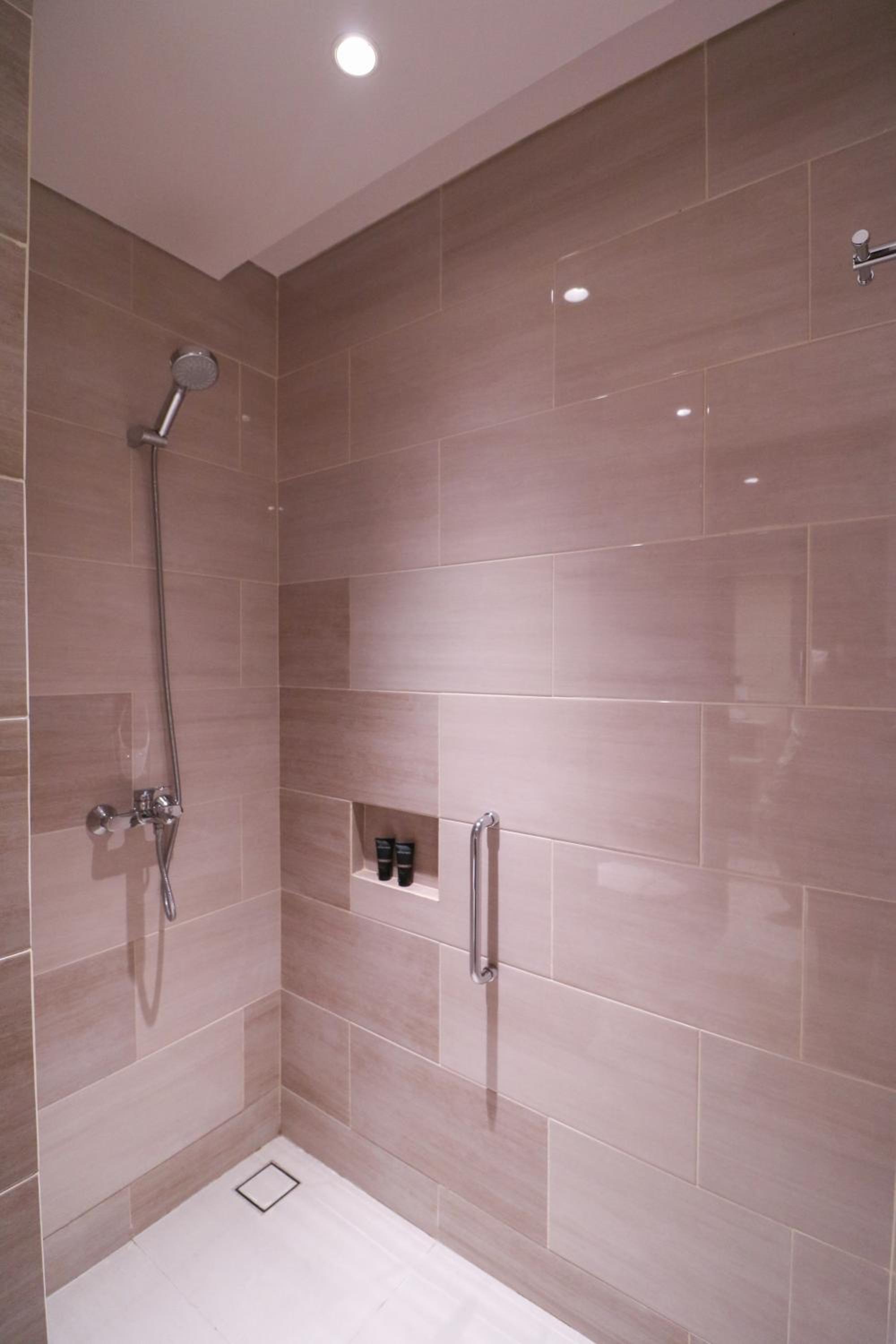 Deluxe Triple Room - Photo 4