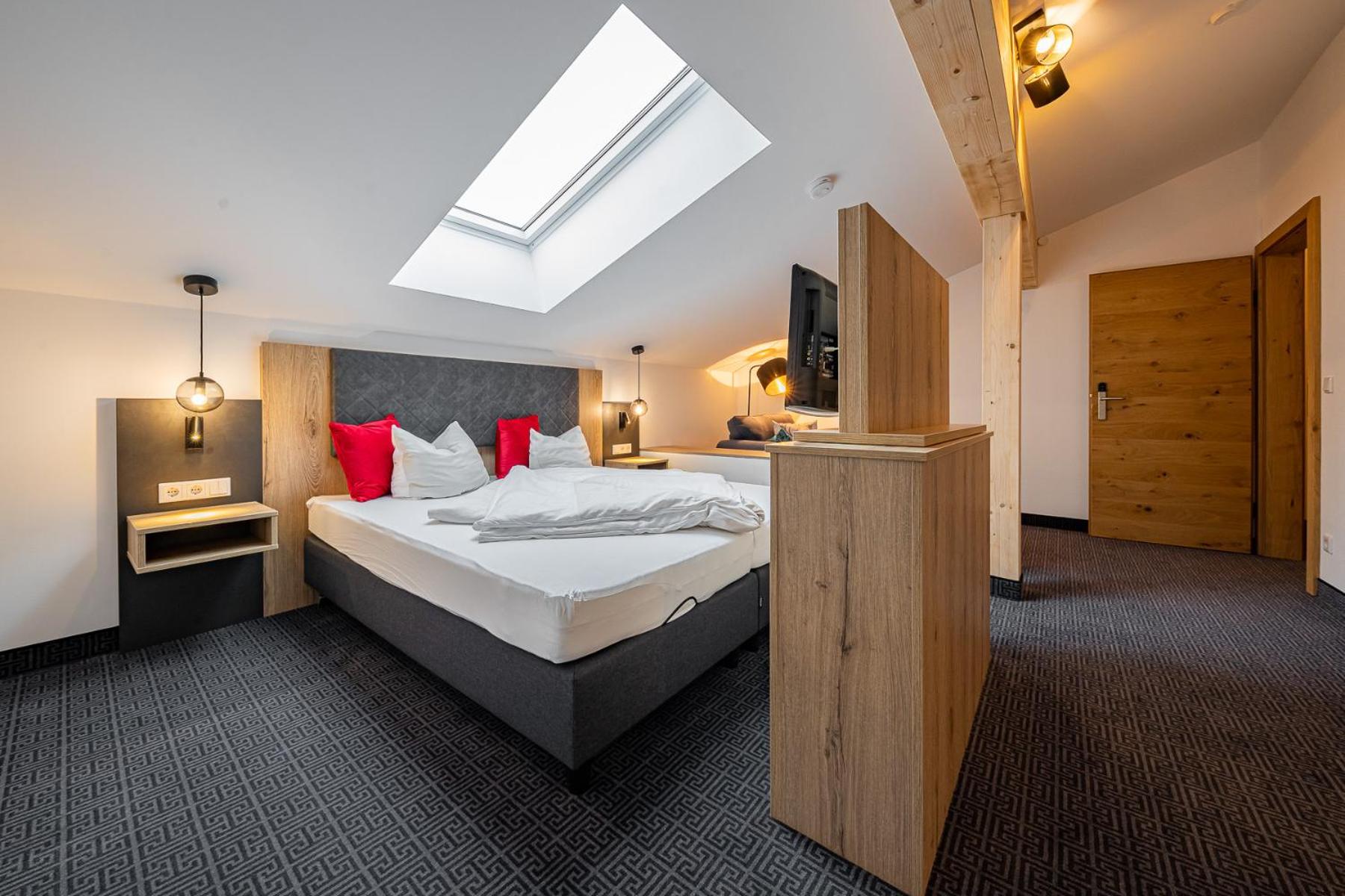 Suite (Non Smoking) photo 1