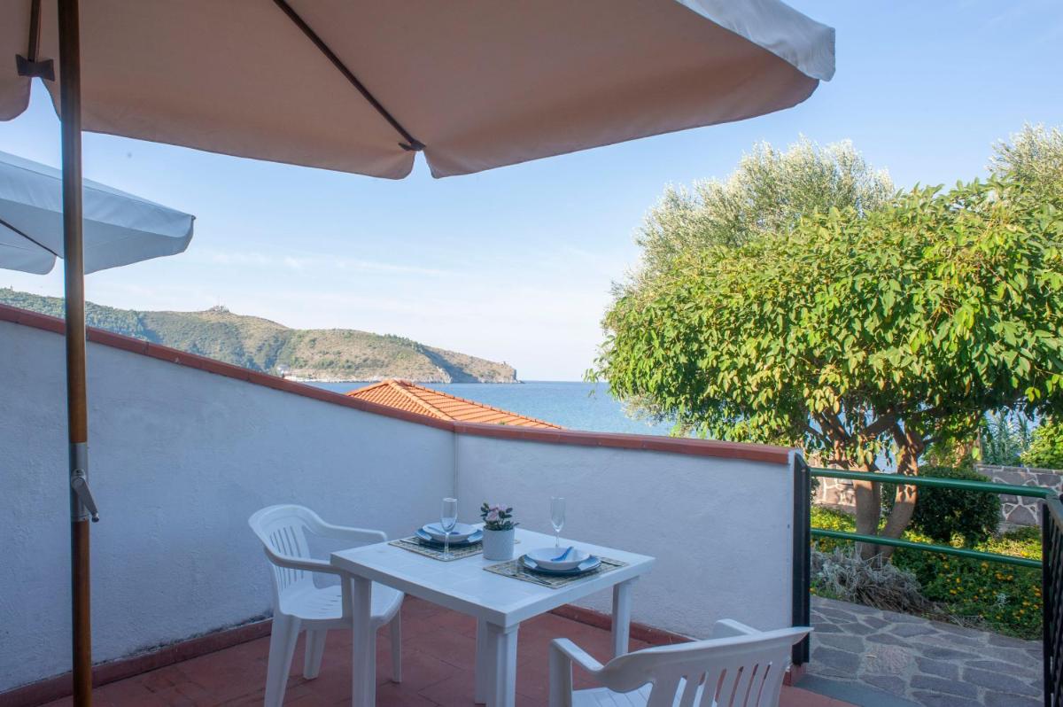 Apartment with Sea View photo 1