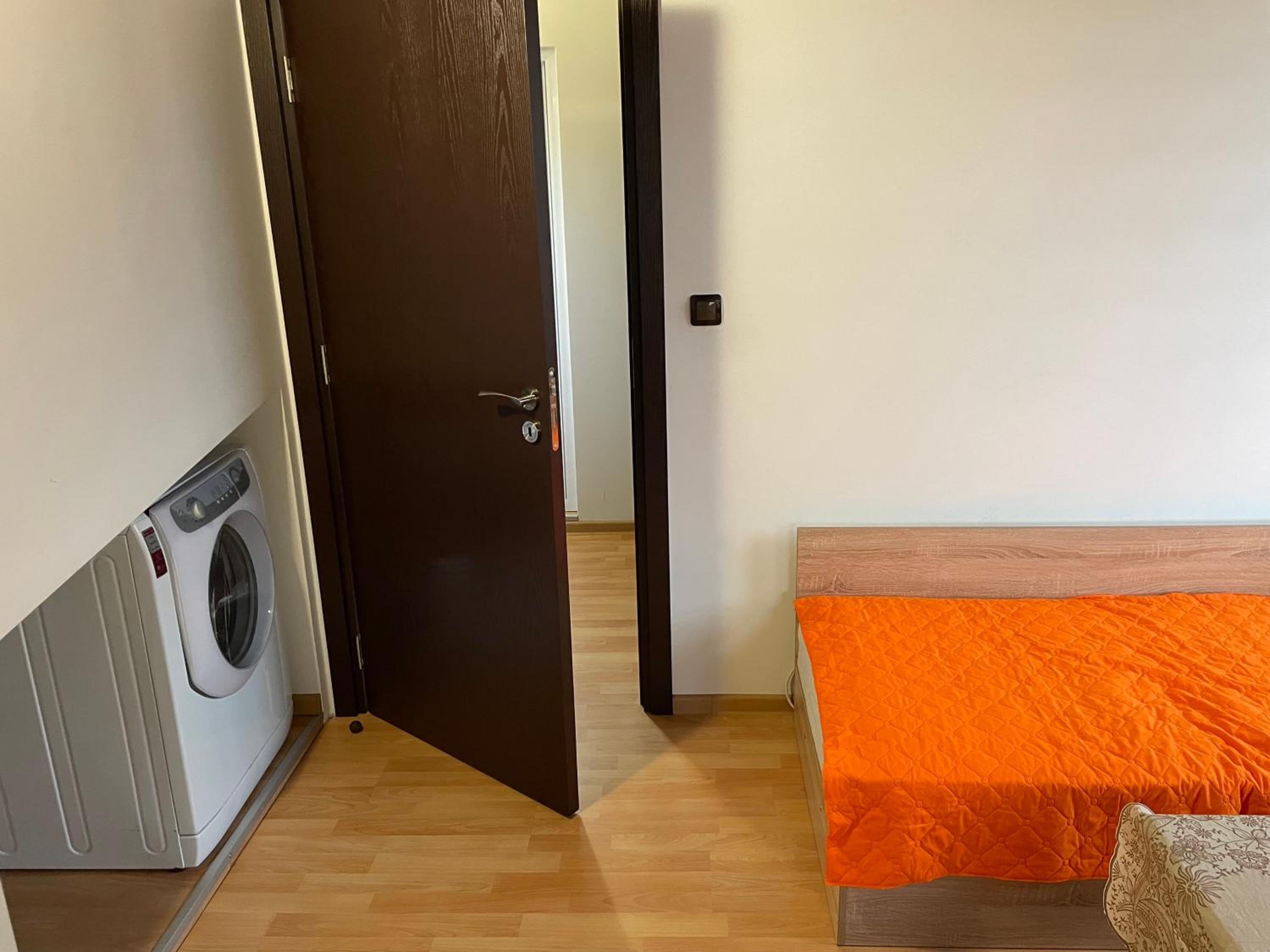 Two-Bedroom Apartment - Photo 16