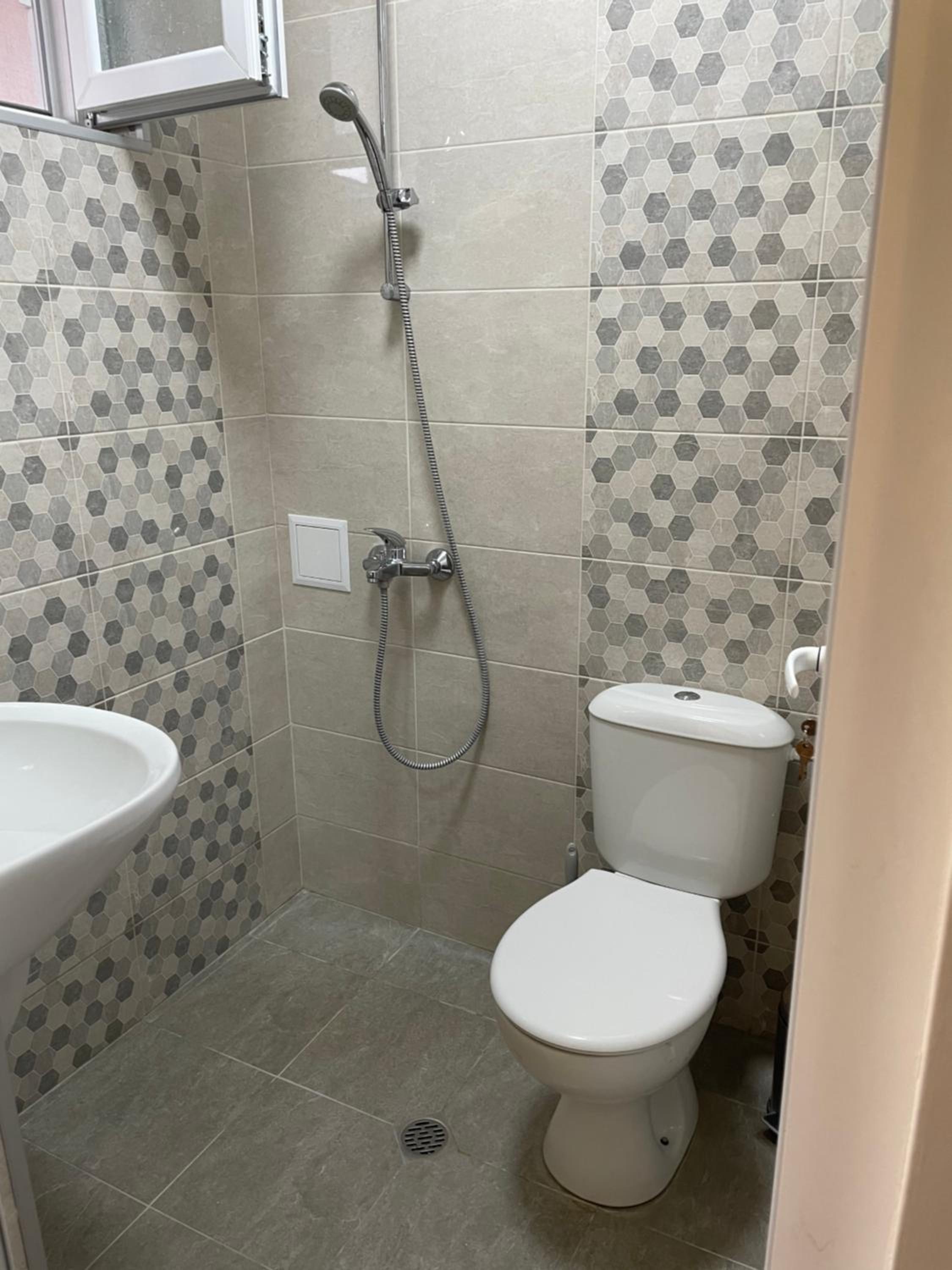 Two-Bedroom Apartment - Photo 8