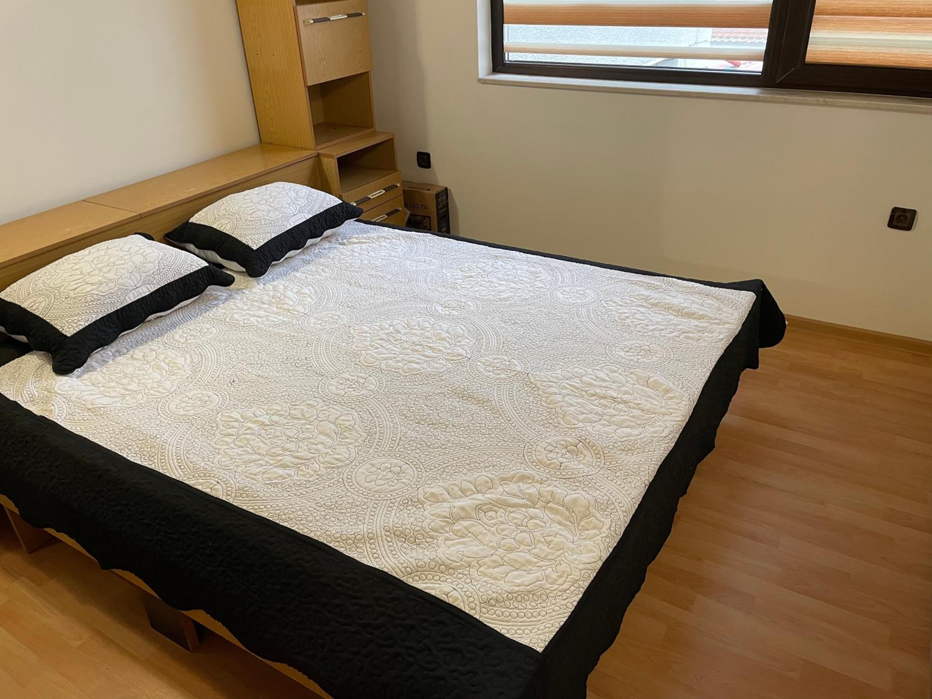 Two-Bedroom Apartment - Photo 4