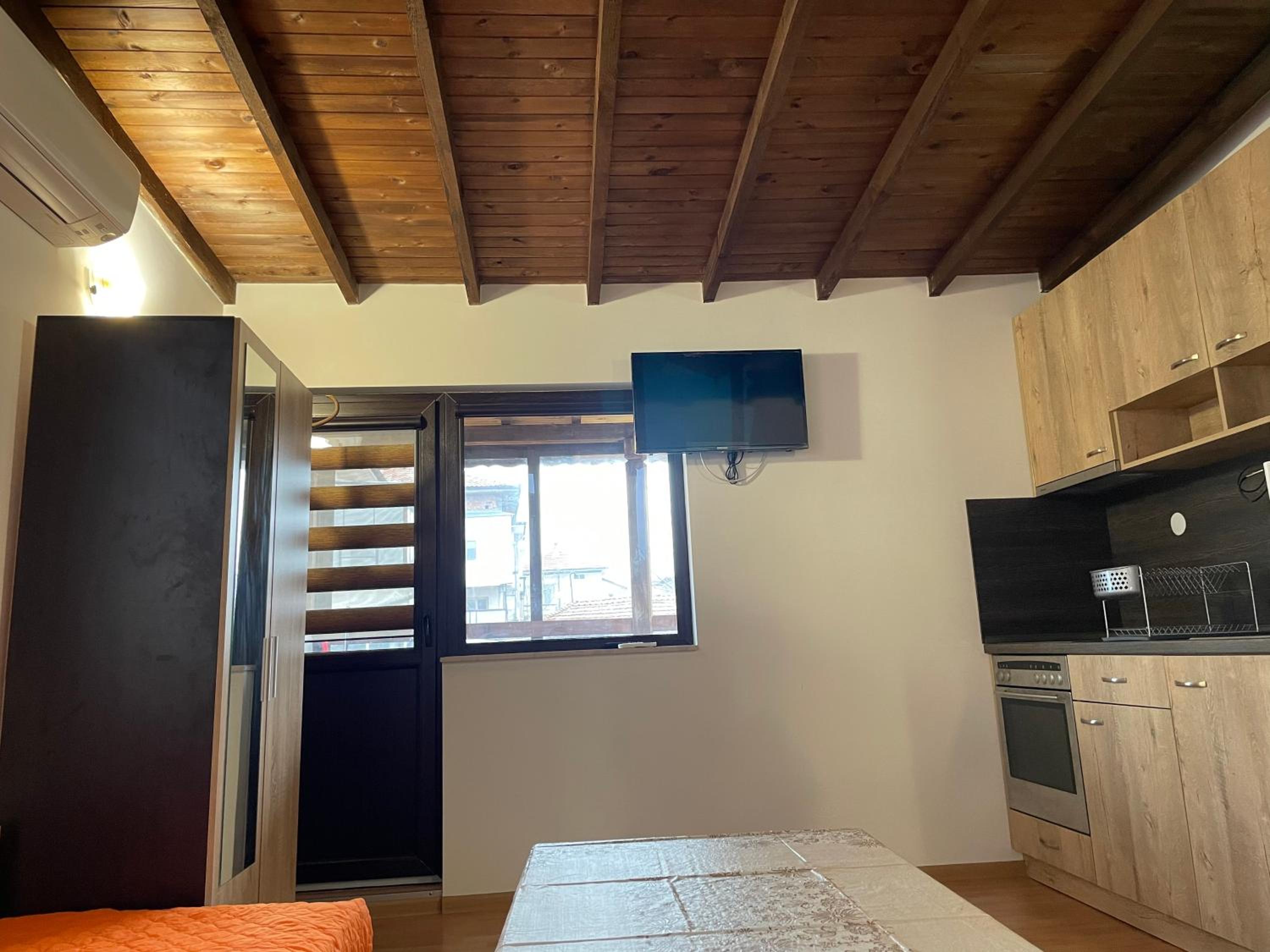 Two-Bedroom Apartment - Photo 3