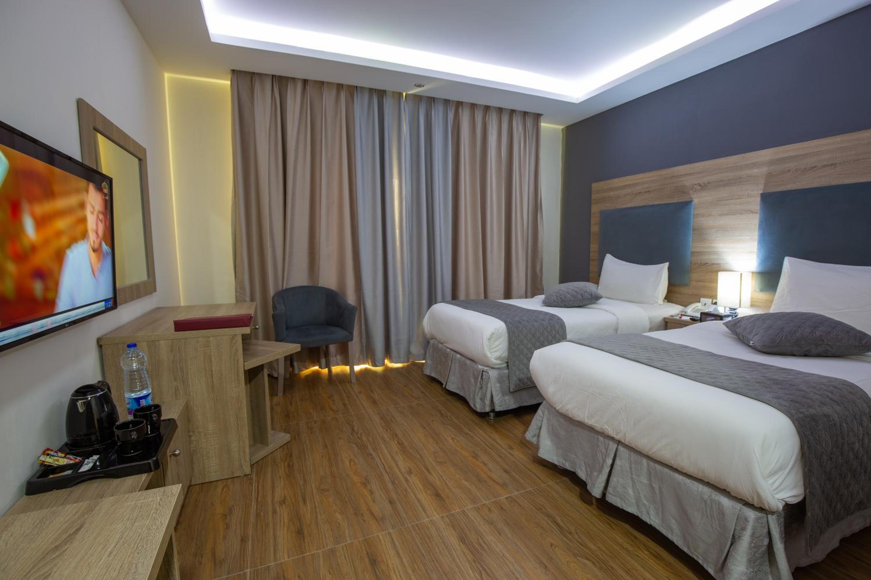 Twin Room - Photo 1