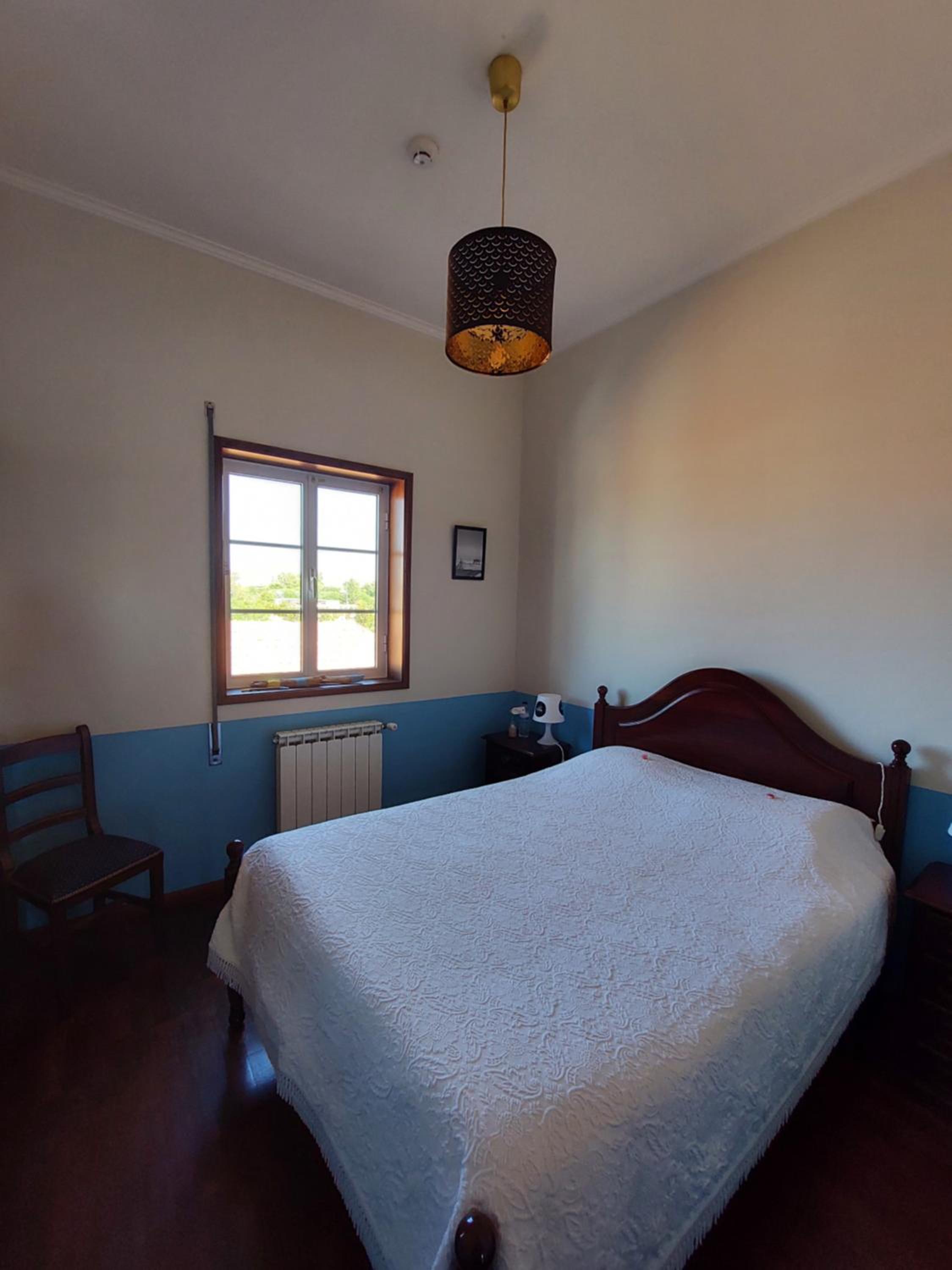 Double Room with Private Bathroom - Photo 2