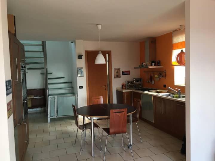 Three-Bedroom Apartment photo 1