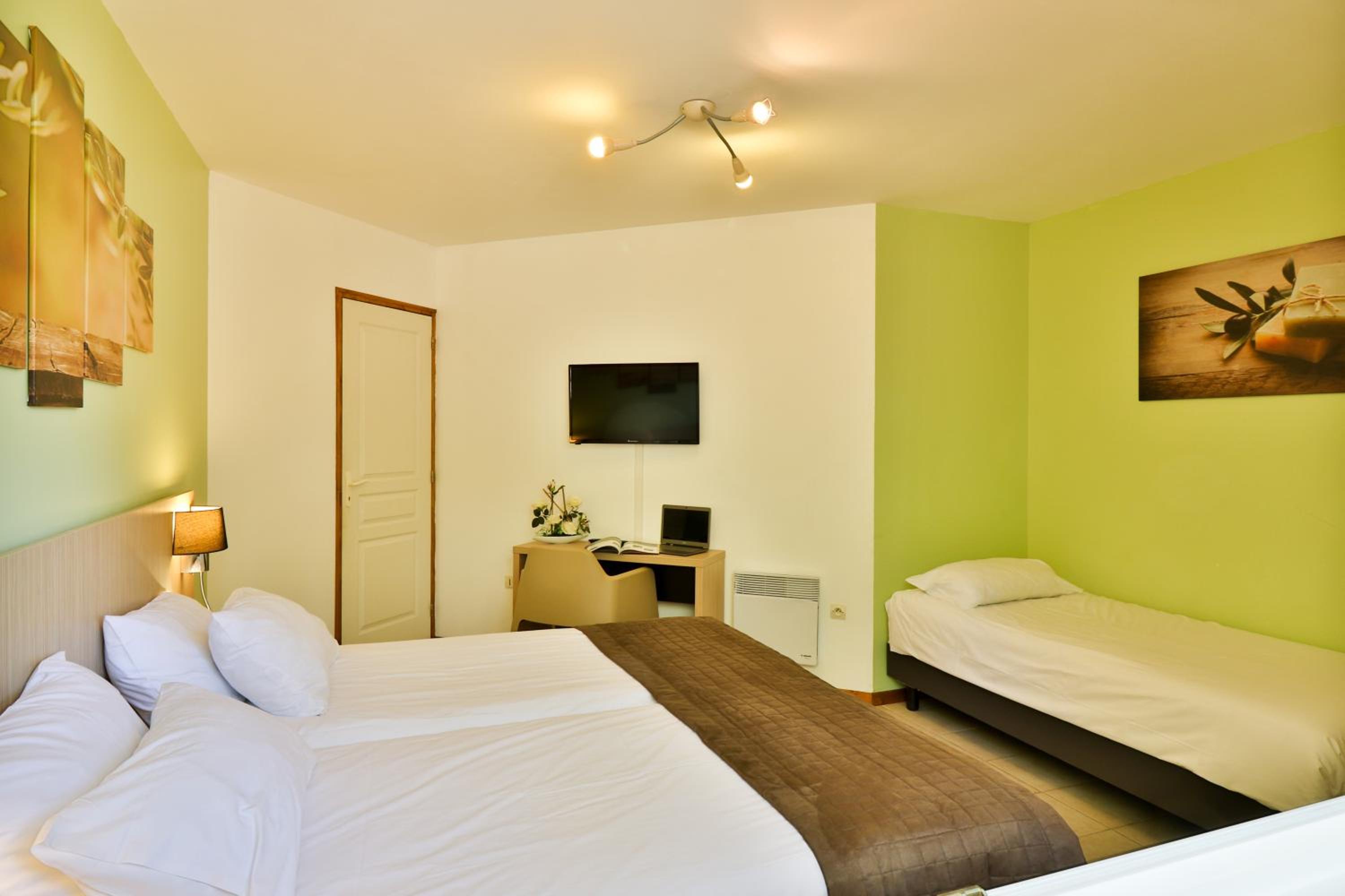 Triple Room photo 1