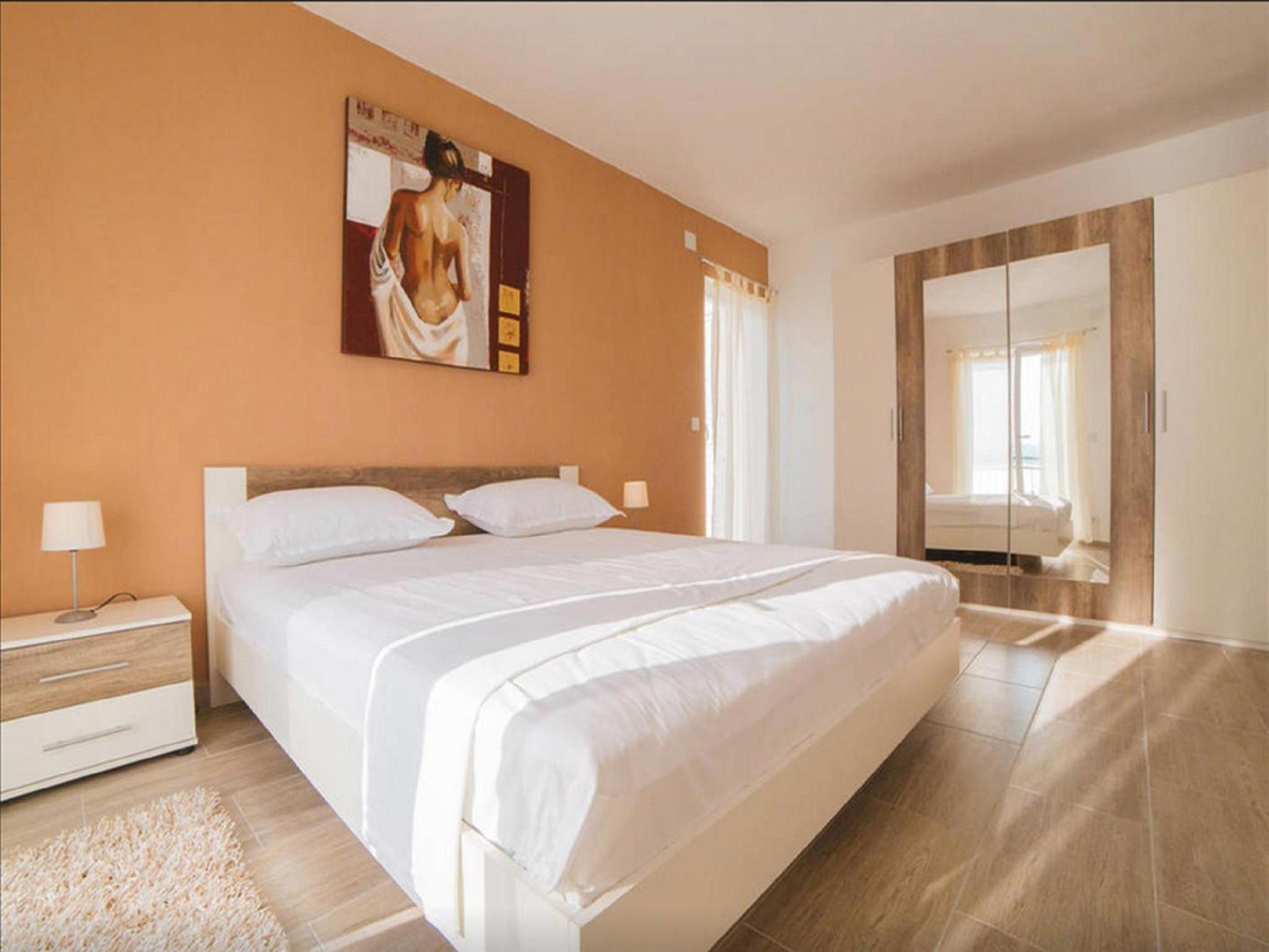 One-Bedroom Apartment with Sea View