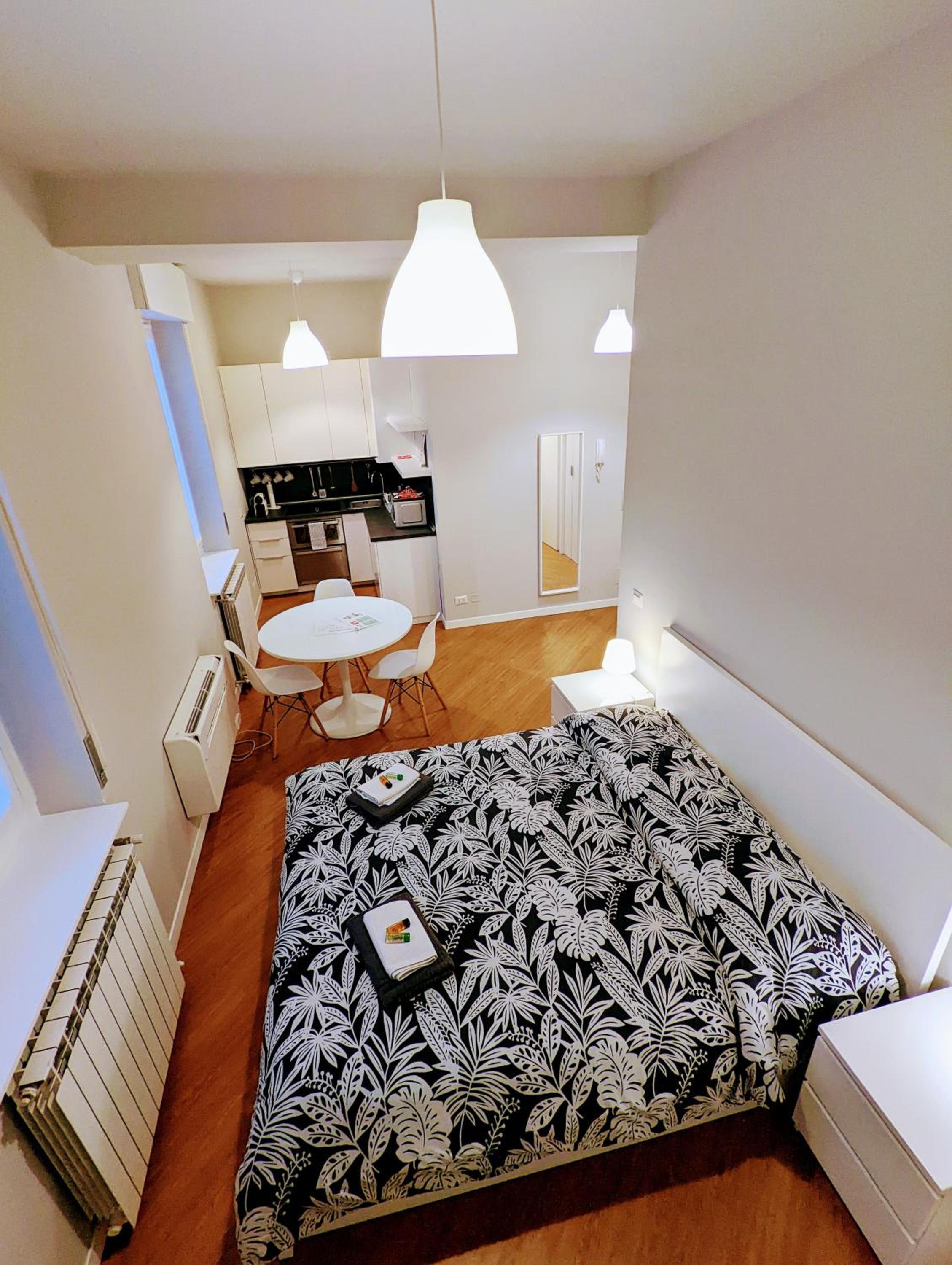 Studio Apartment photo 2