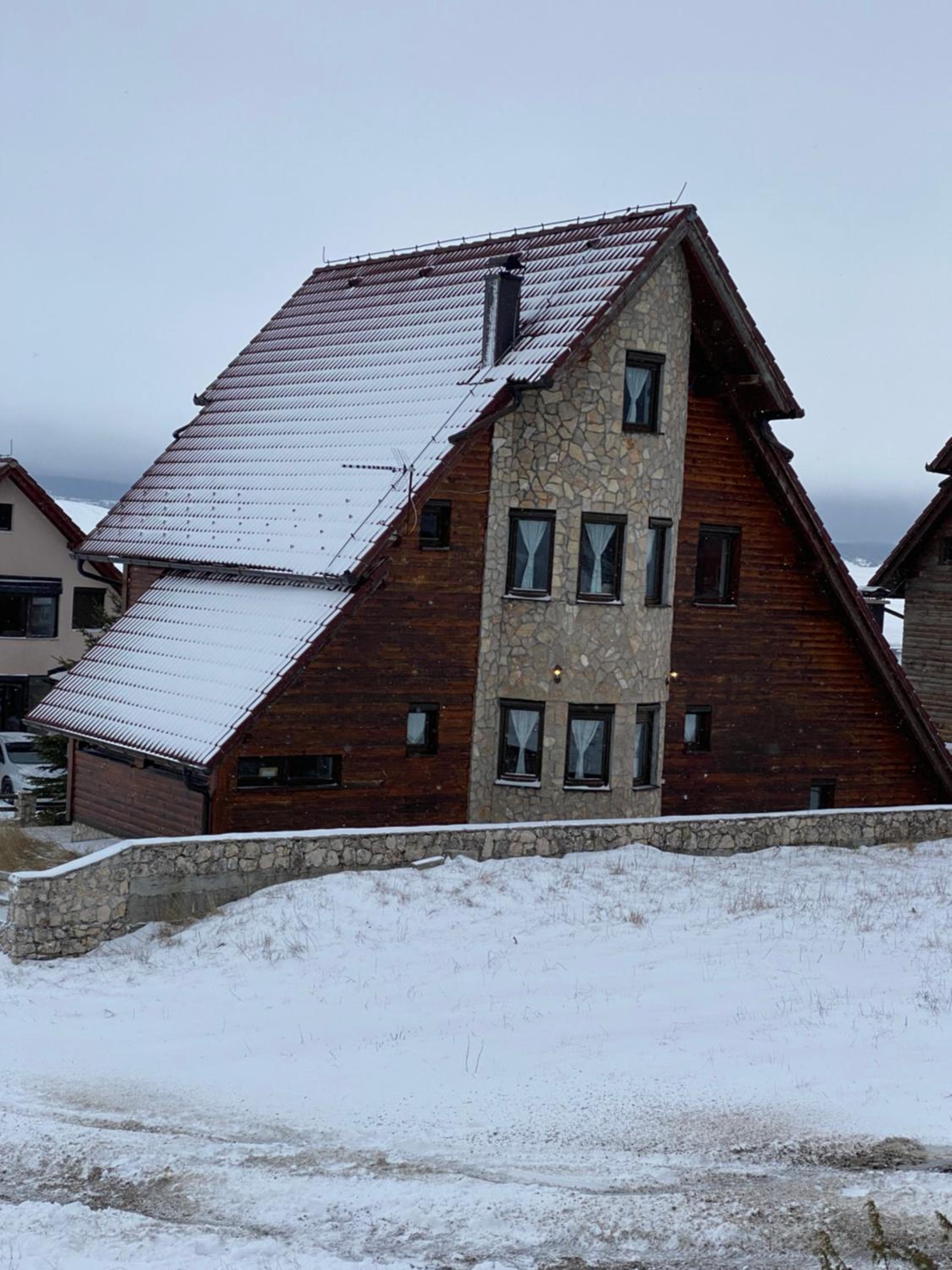 Chalet photo 2