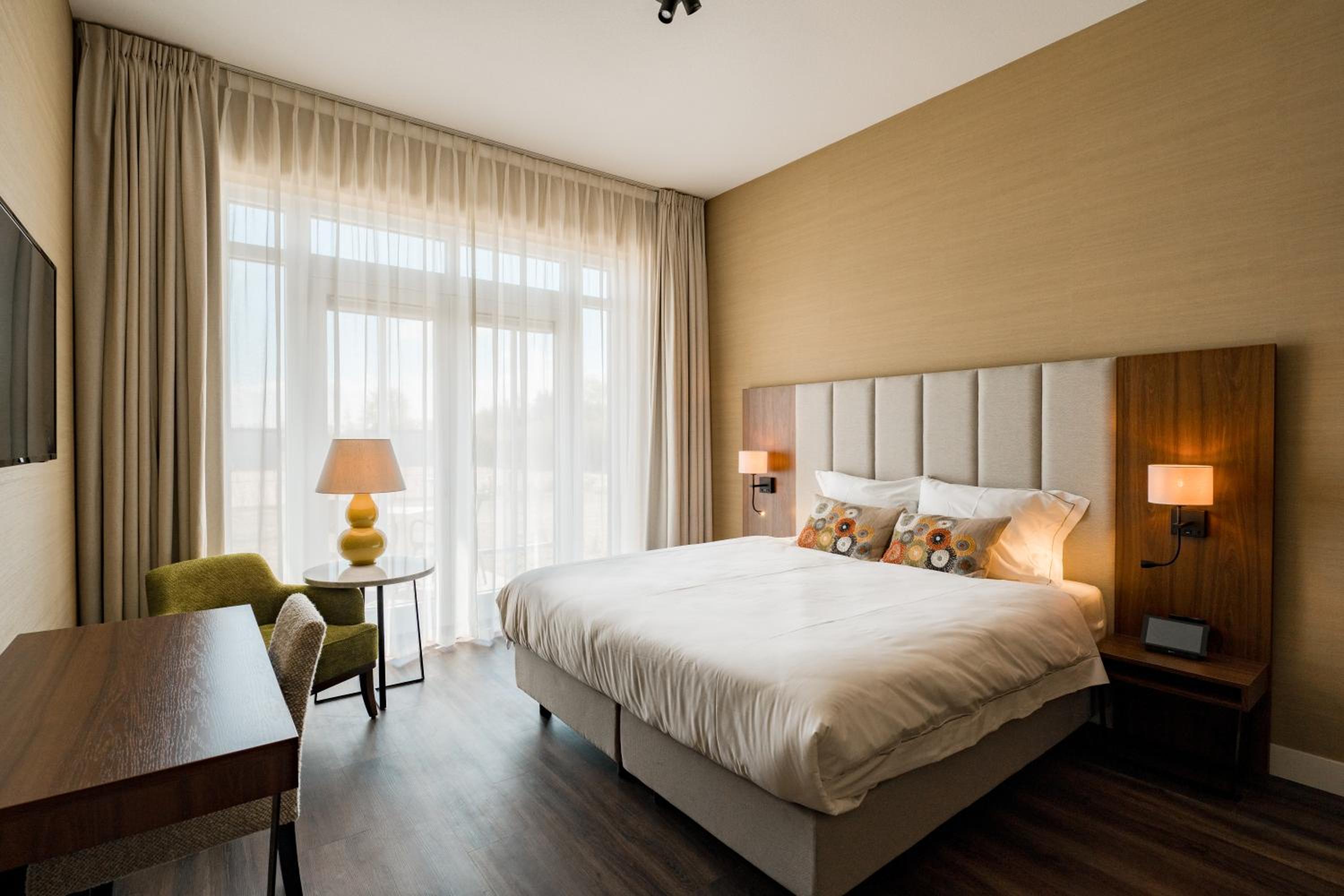 Deluxe Double Or Twin Room photo 3
