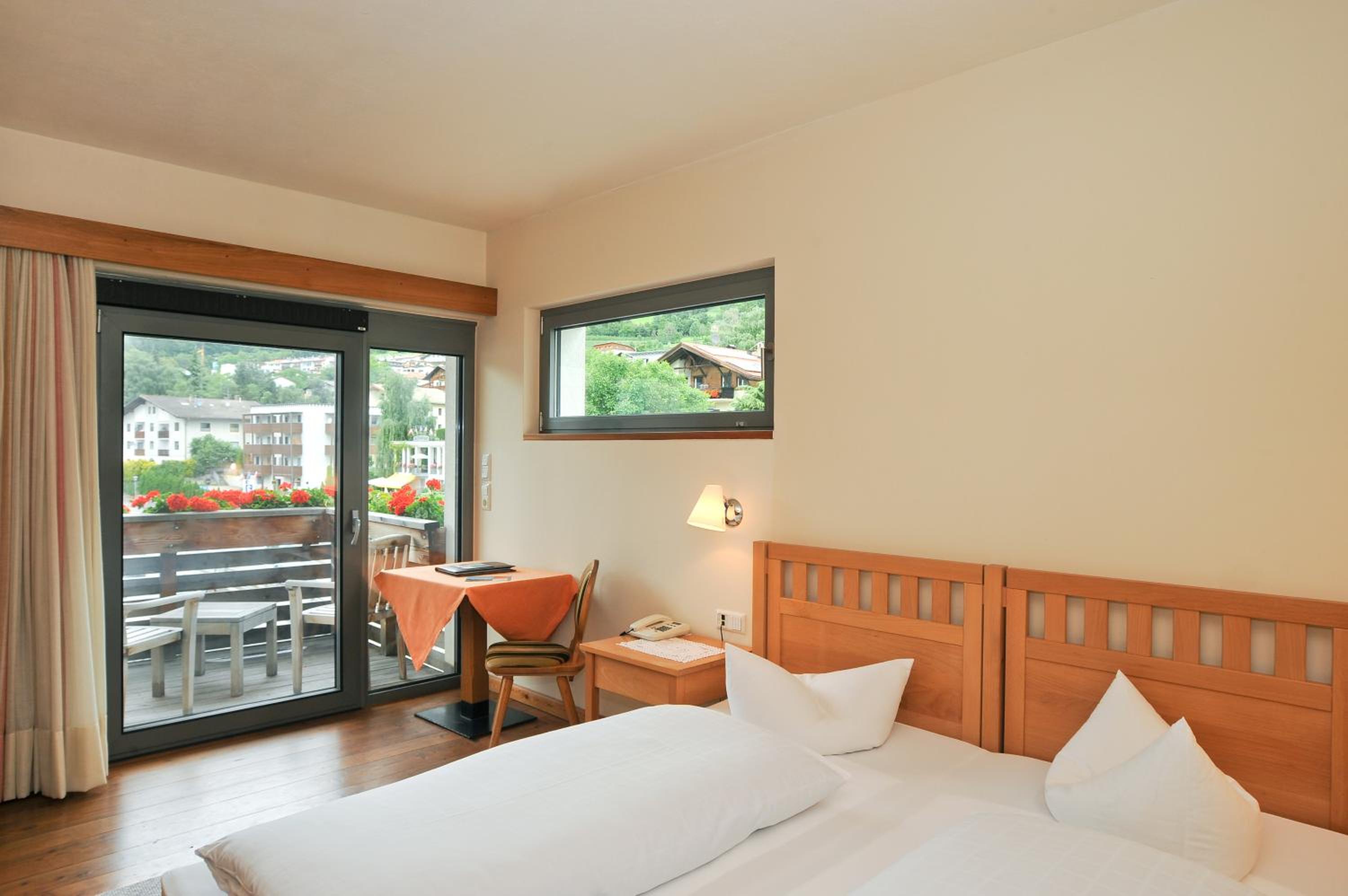 Standard Double Room with Balcony - Photo 1