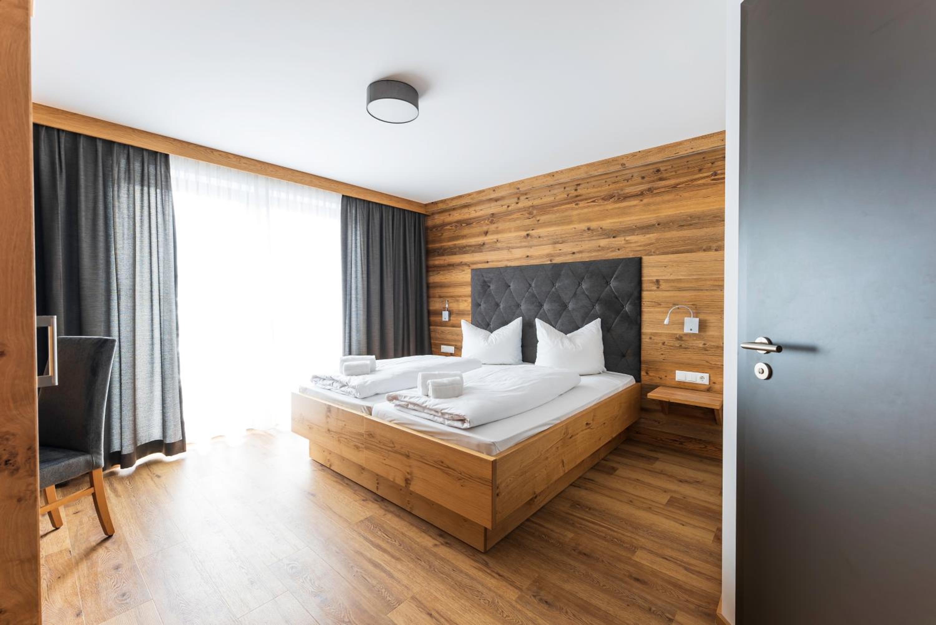 Standard Double Room - Photo 1