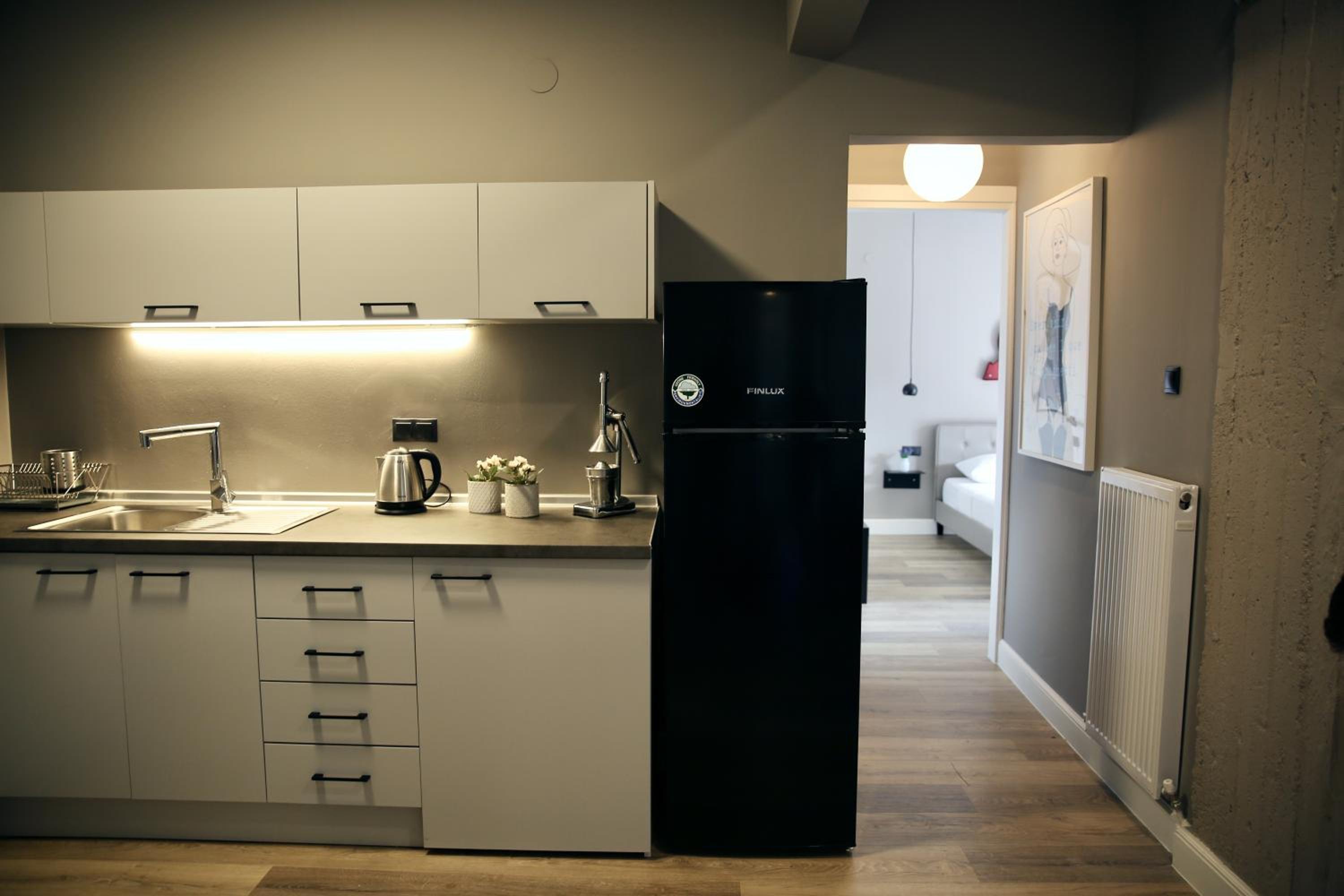 Two-Bedroom Apartment - Photo 7