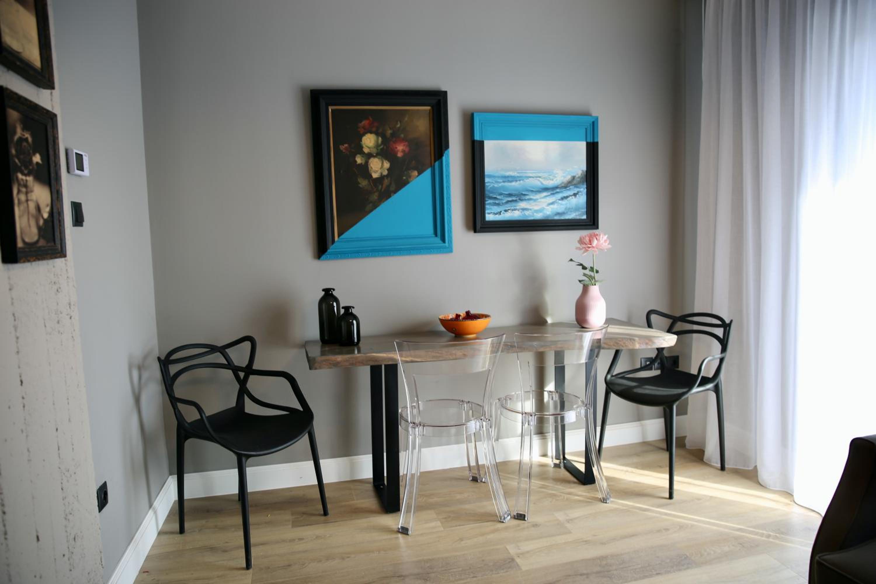 Two-Bedroom Apartment - Photo 4