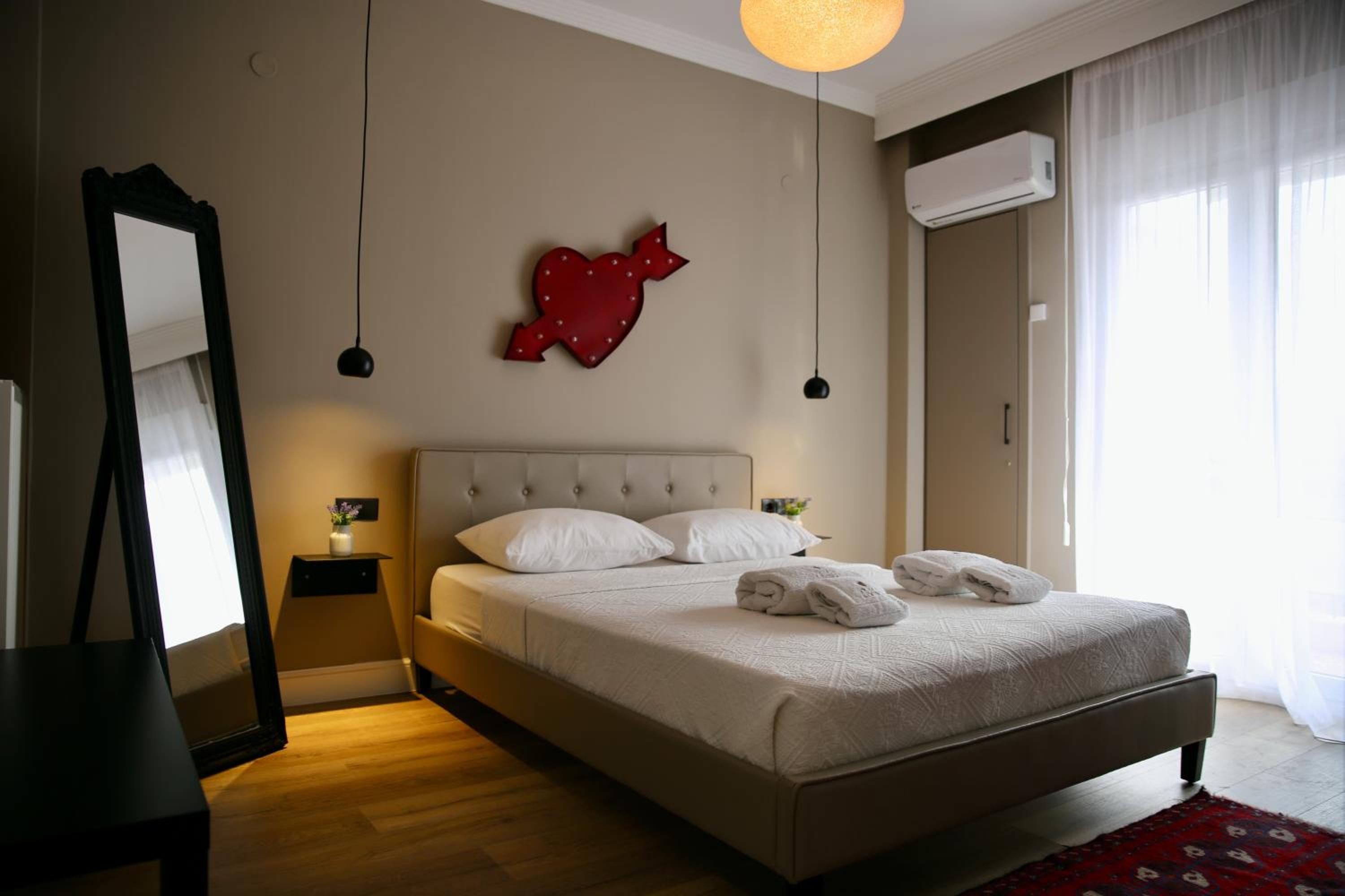 Two-Bedroom Apartment - Photo 22