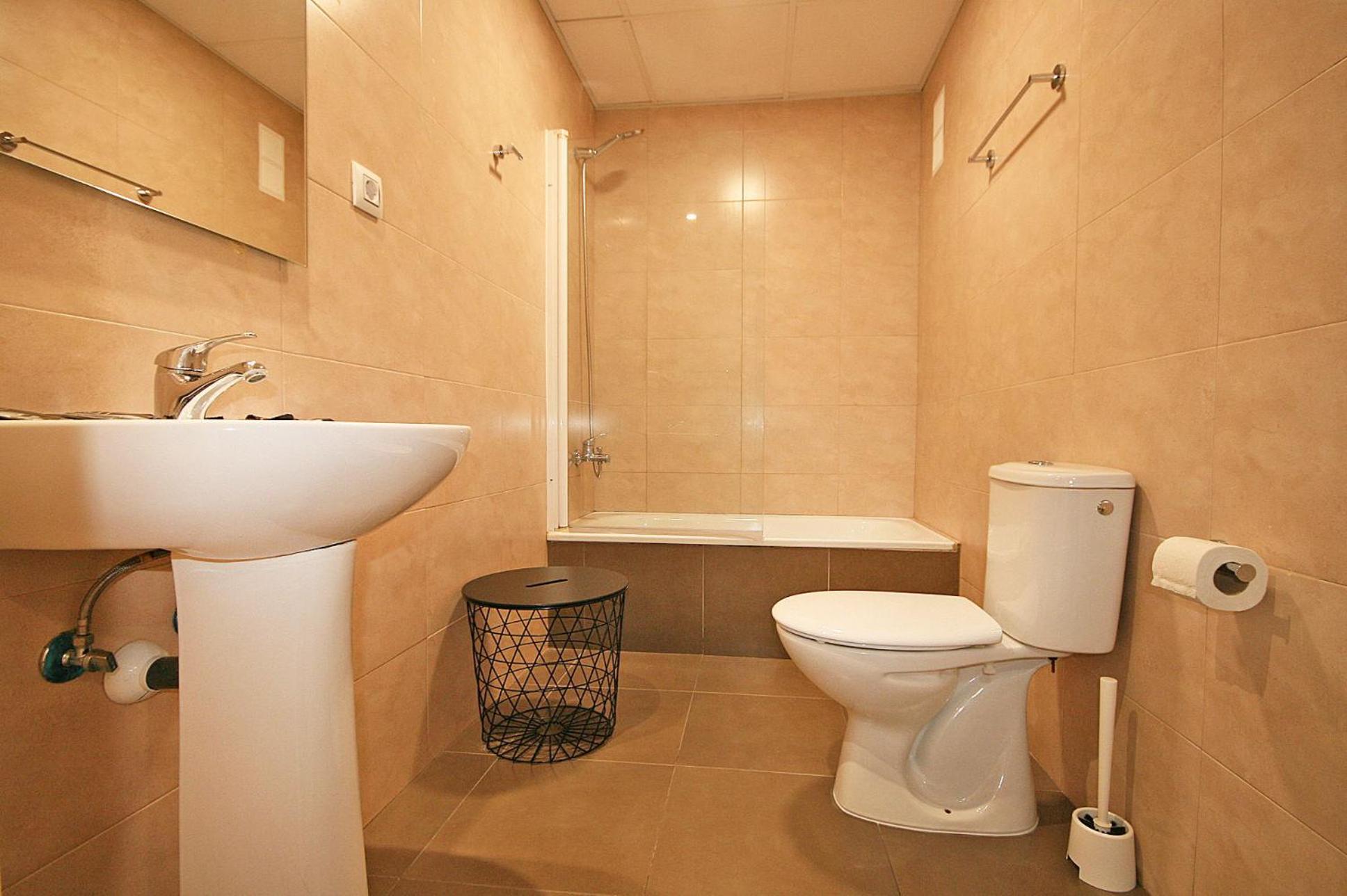 Two-Bedroom Apartment - Photo 11