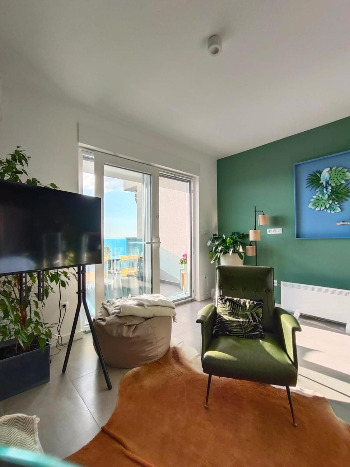 Two-Bedroom Apartment - Photo 23