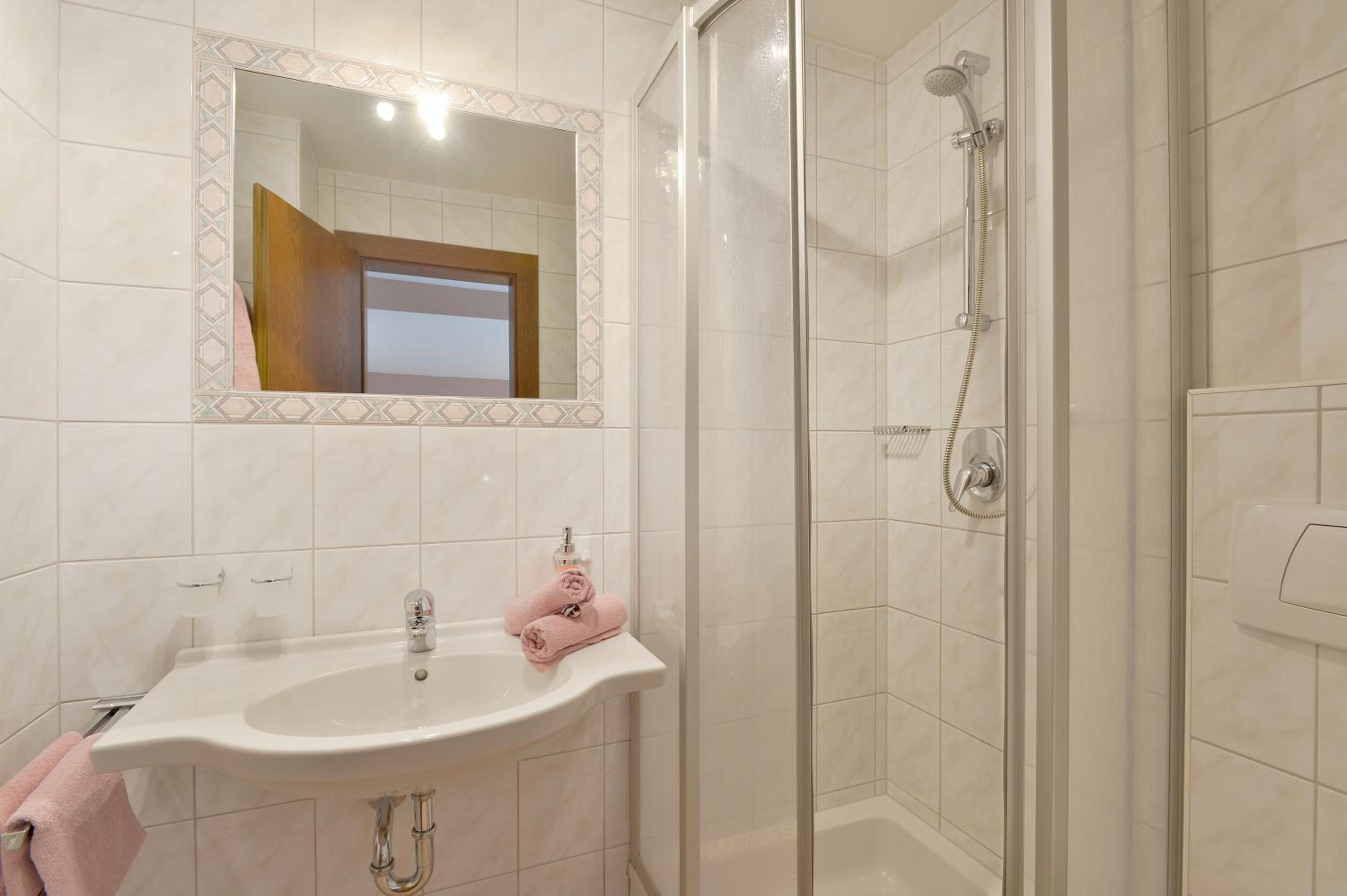 Double Room with Balcony photo 3